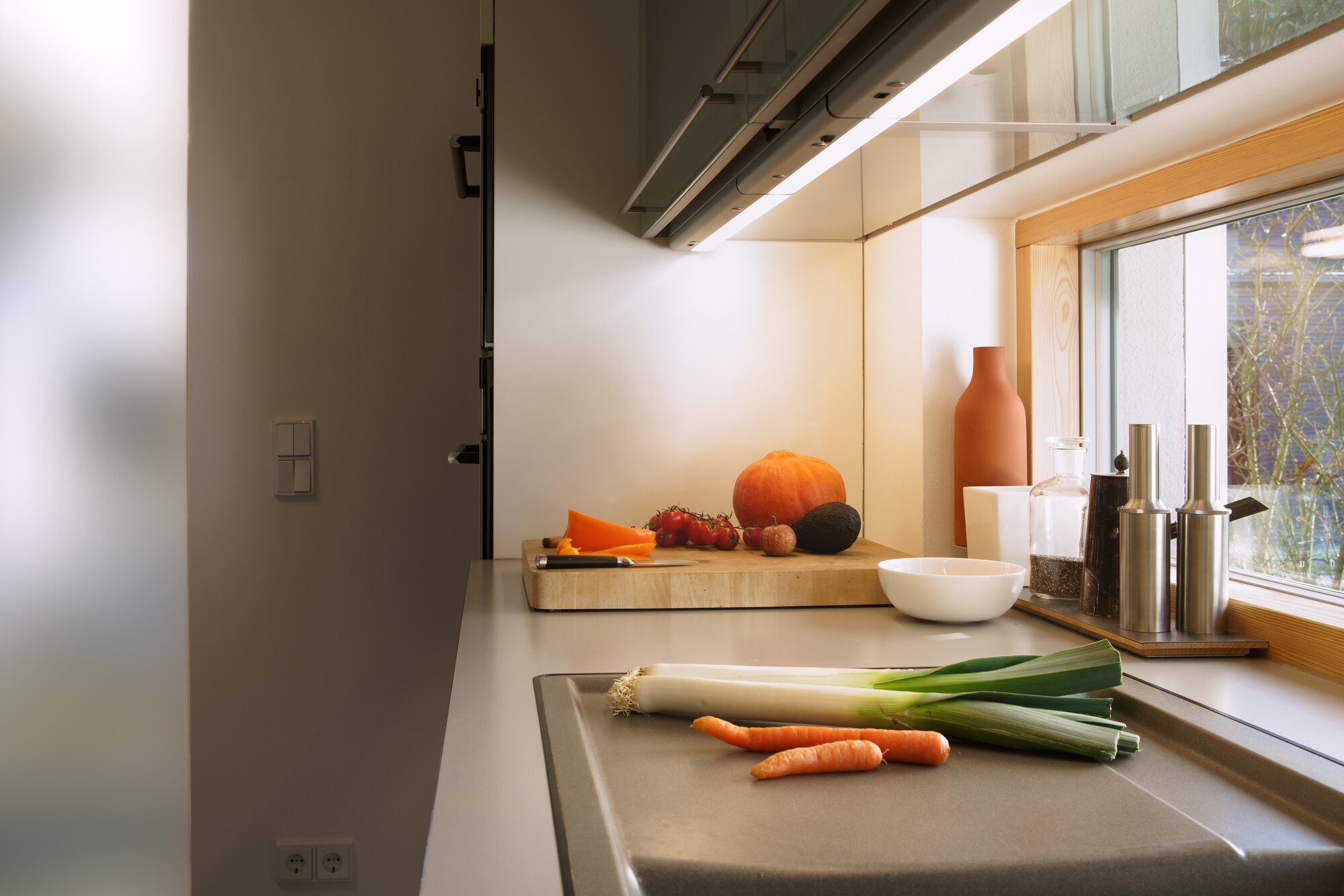 LEDVANCE Unterbauleuchte Linear LED Flat Eco, 6W, 3000K LEDVANCE Unterbauleuchte Linear LED Flat Eco, 6W, 3000K