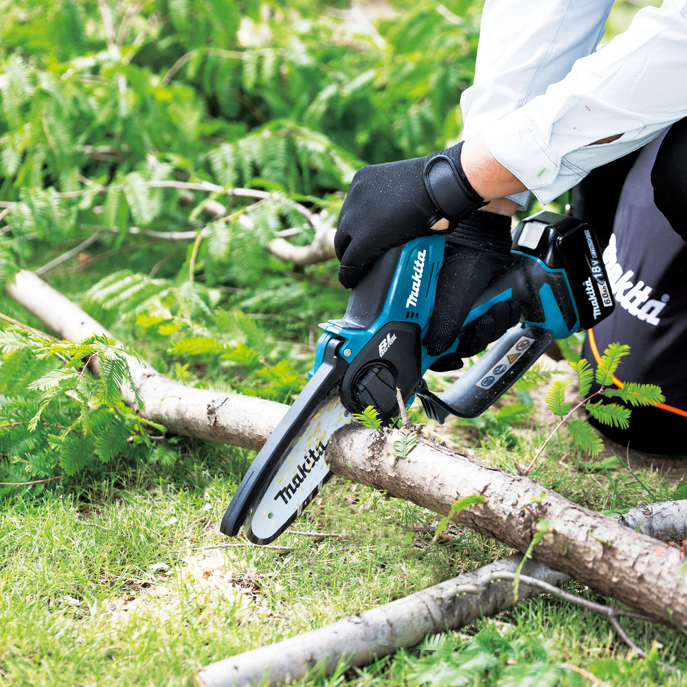 Makita Akku-Astsäge 18V, 15 cm (Ohne Akku, ohne Ladegerät)