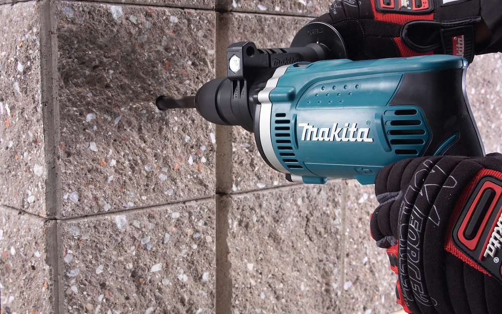 Makita Schlagbohrmaschine HP1631, 710W Makita Schlagbohrmaschine HP1631, 710W
