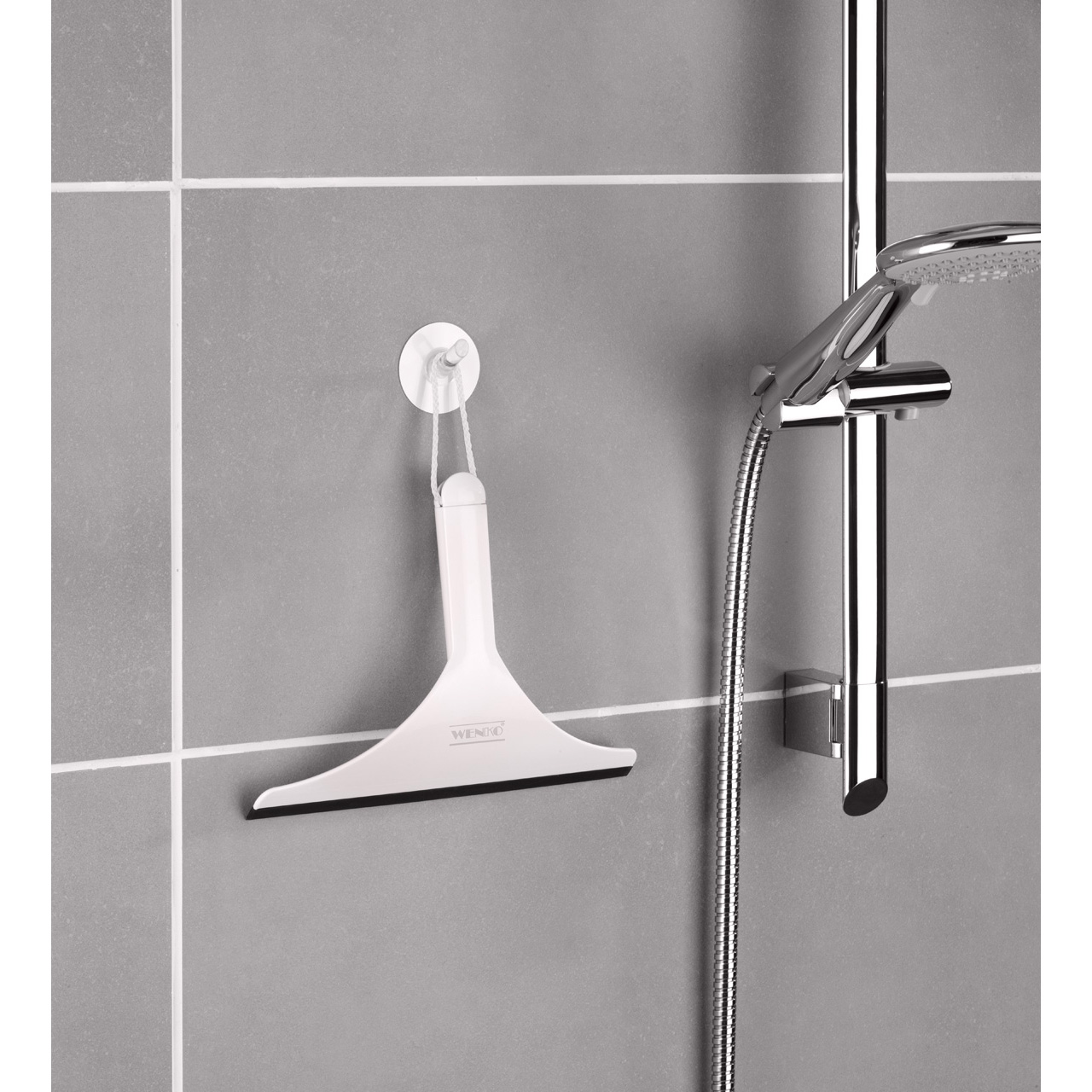 407827-Badezimmerwischer-Filo-Wei-_Schwarz_AMBI_01 WENKO BADEZIMMERWISCHER FILO