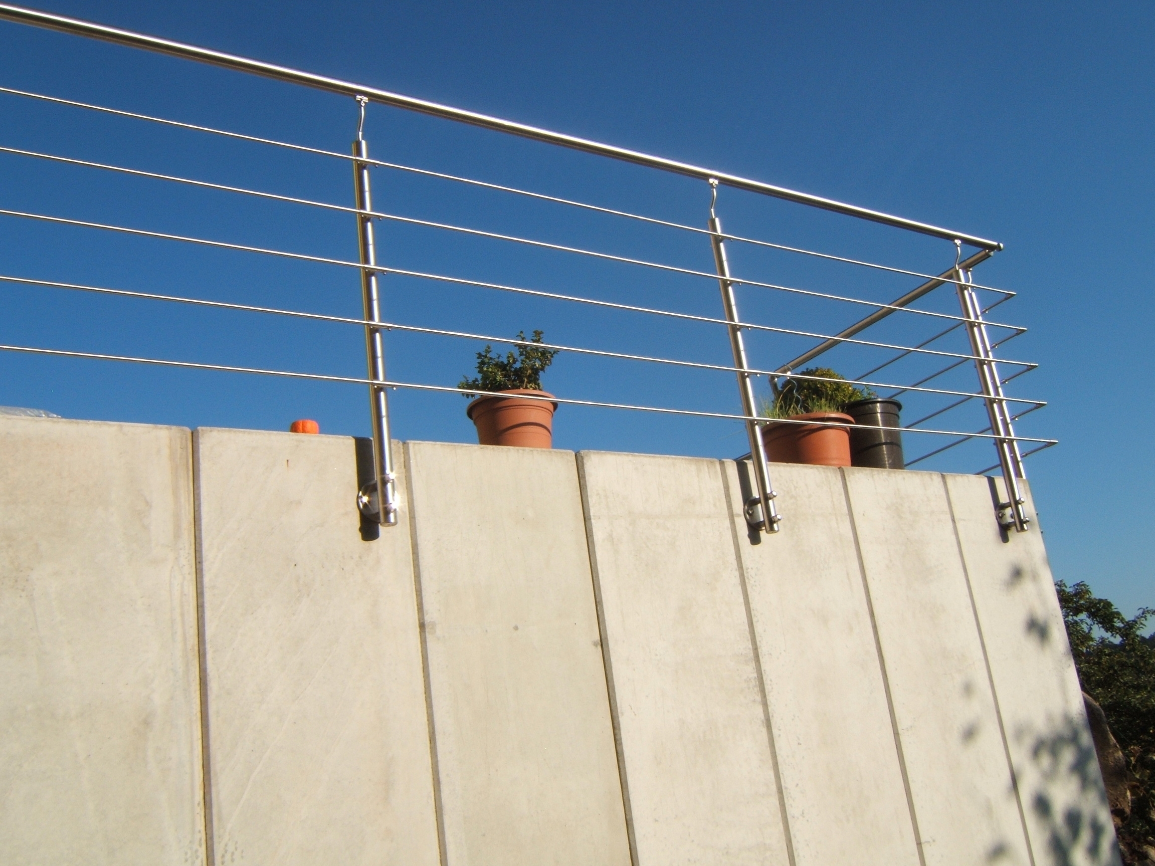 Bilddaten-251033-waagr-aussen Dieda Geländerstütze