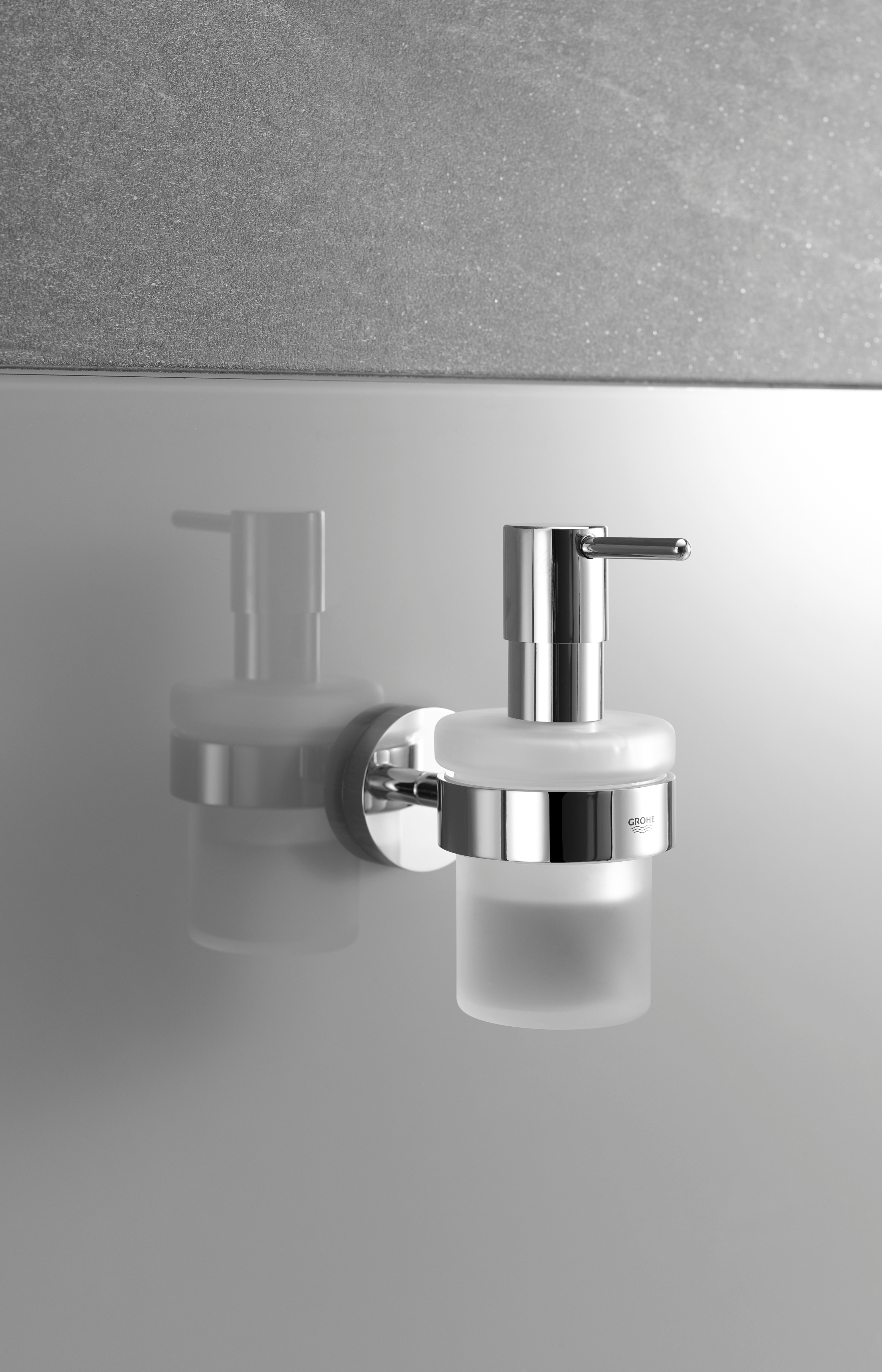 210046_03-Milieu FRIEDRICH GROHE SEIFENSPENDER MIT HALTER