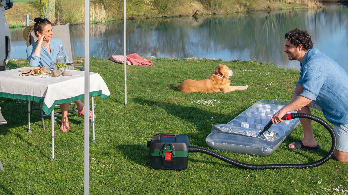 Bosch Nass-Trockensauger AdvancedVac 18V-8 Bosch Nass-Trockensauger AdvancedVac 18V-8