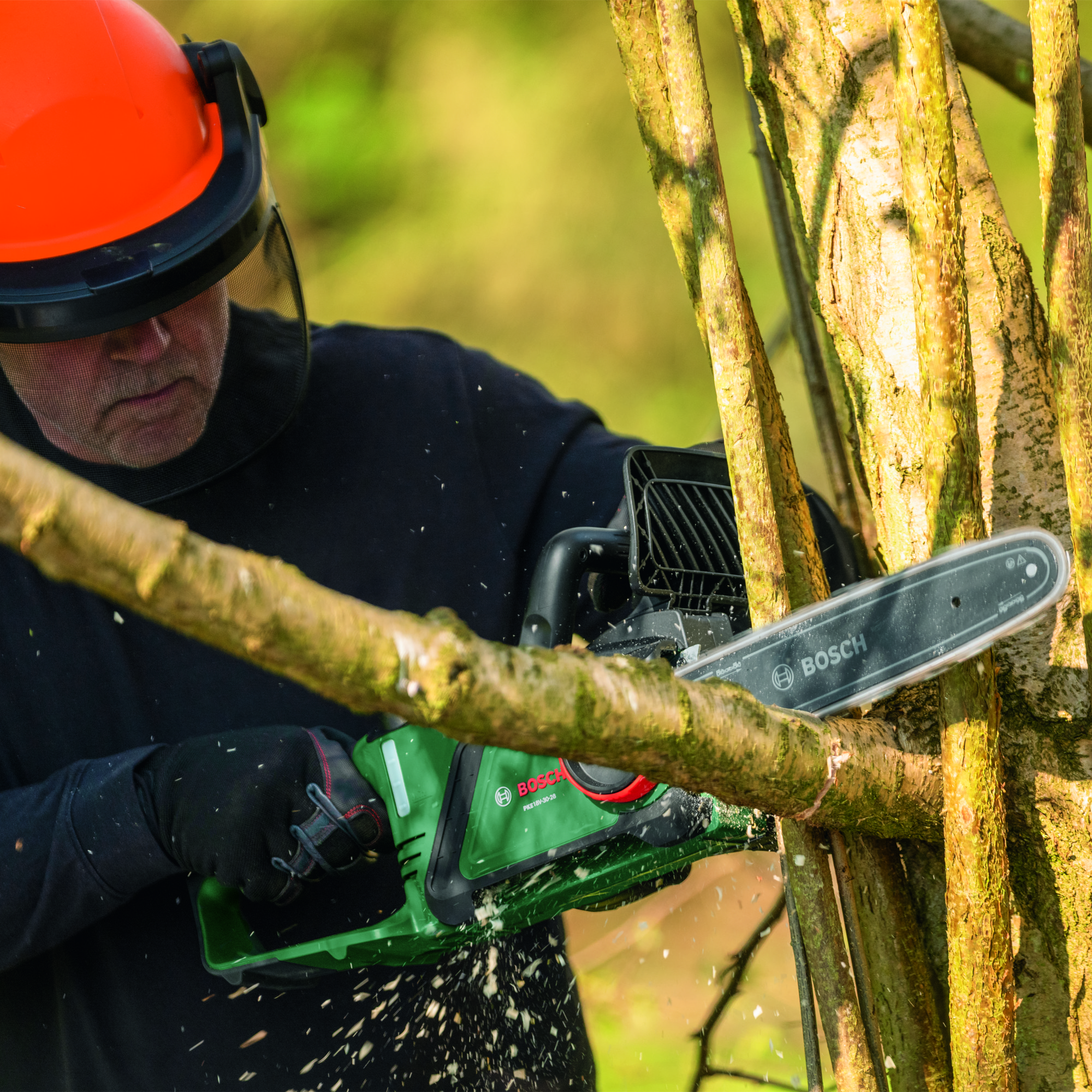 Bosch Akku-Kettensäge PKE18V-30-28