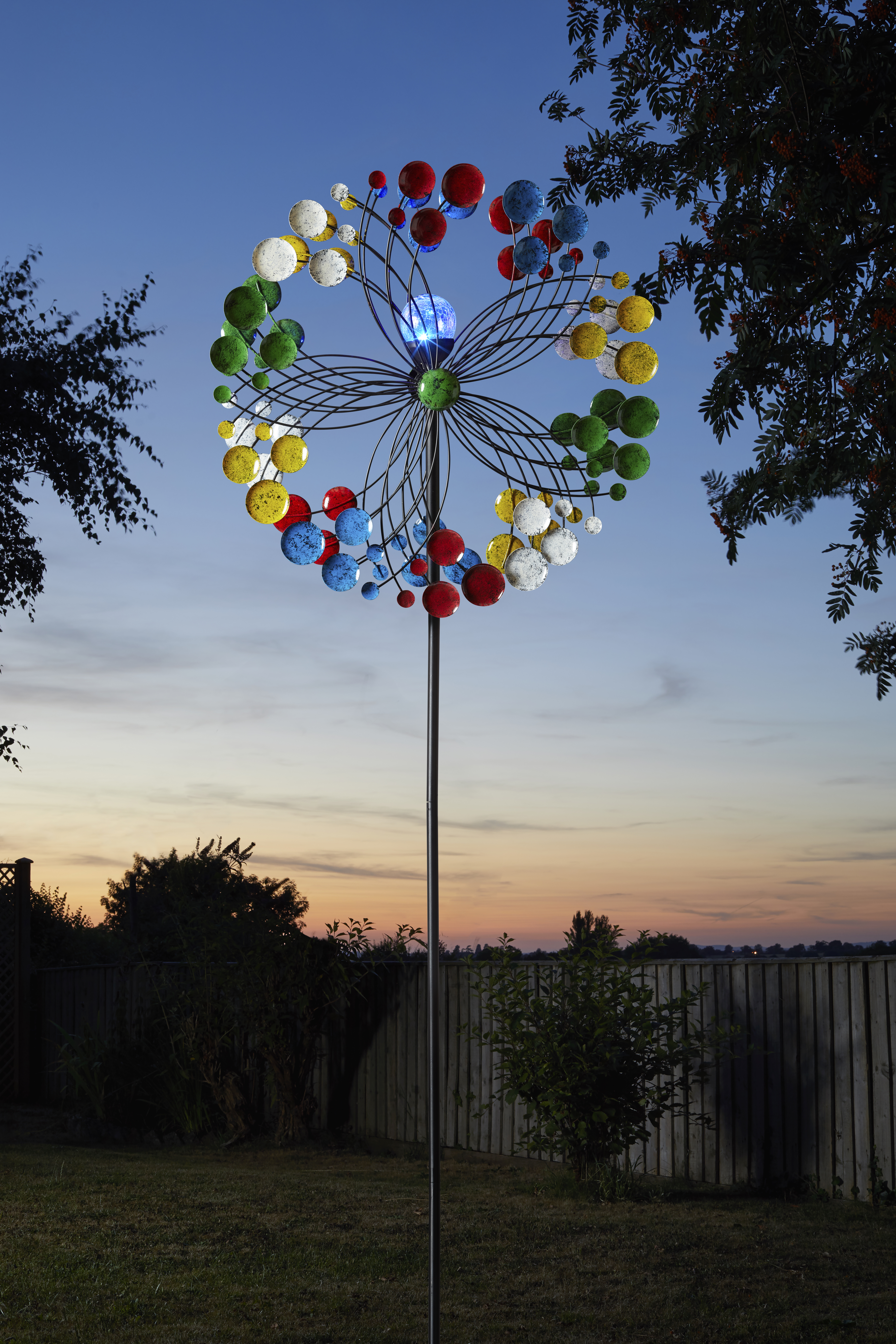 Smart Garden Windrad Harlequin + Solarkugel, 213 x 58 cm Smart Garden Windrad Harlequin + Solarkugel, 213 x 58 cm