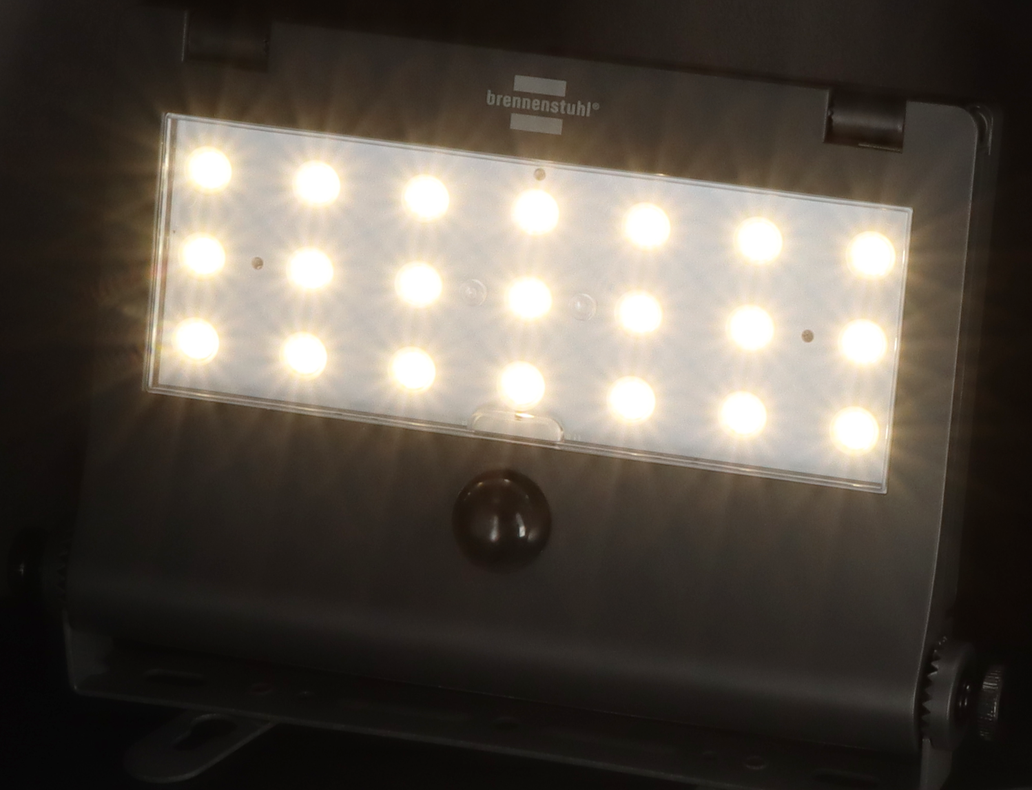 Brennenstuhl Solar LED Strahler SOL 1000 Pad (1000lm ,4000K, IP65, Akku, PIR)