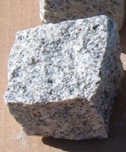 Raiss Großpflaster Granit Standard