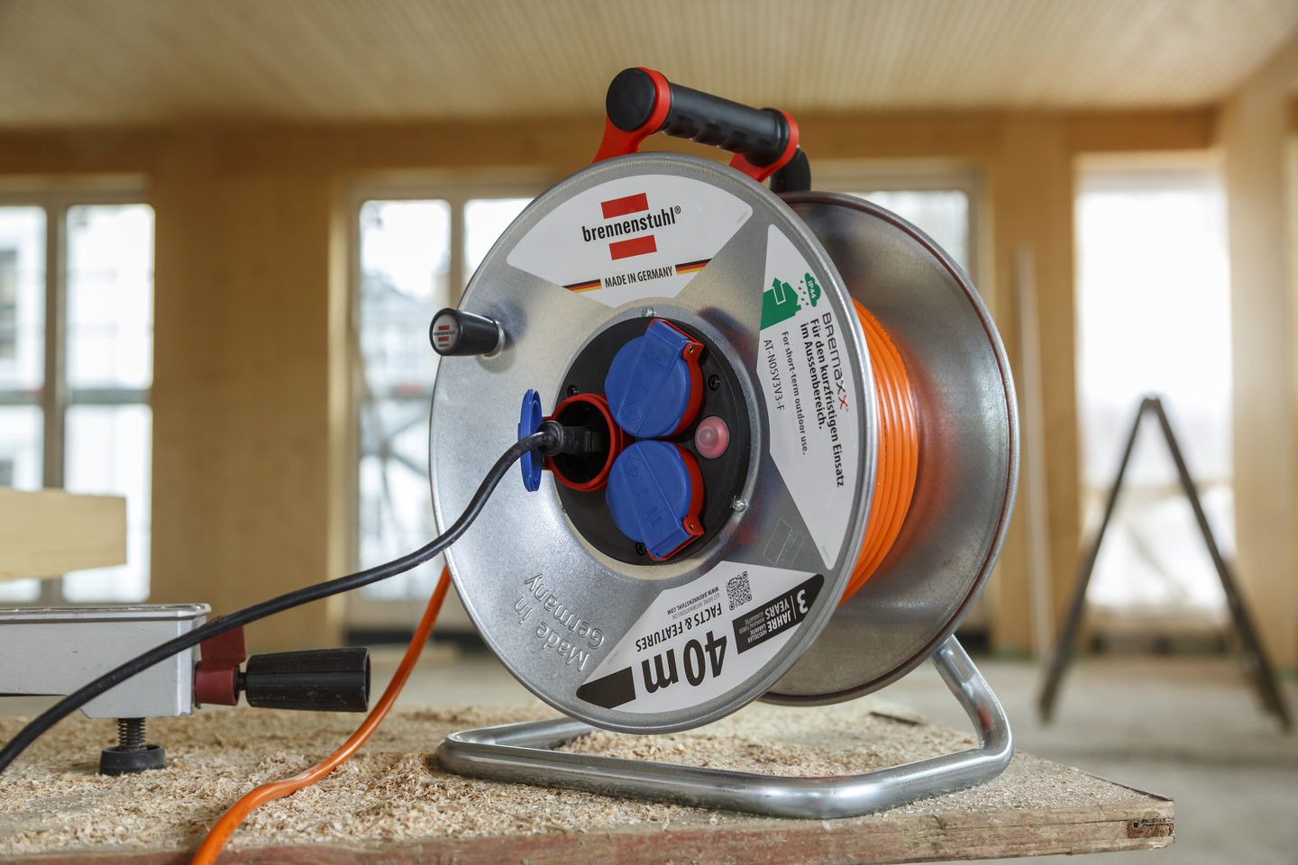Brennenstuhl Garant S IP44 Kabeltrommel, 40 m Kabel in orange
