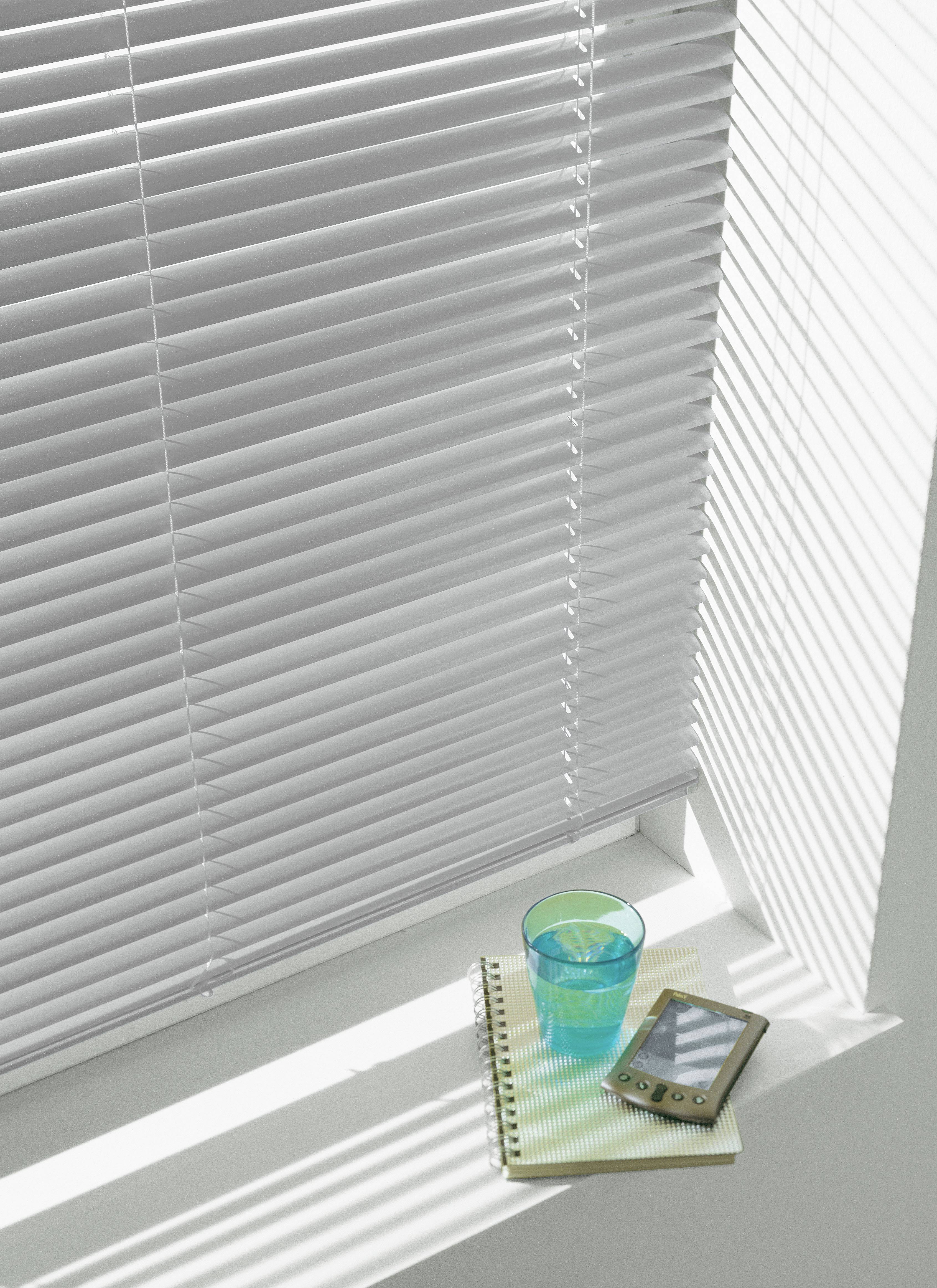 156431_04 GARDINIA ALU-JALOUSIE 25MM 80X240 SILBER