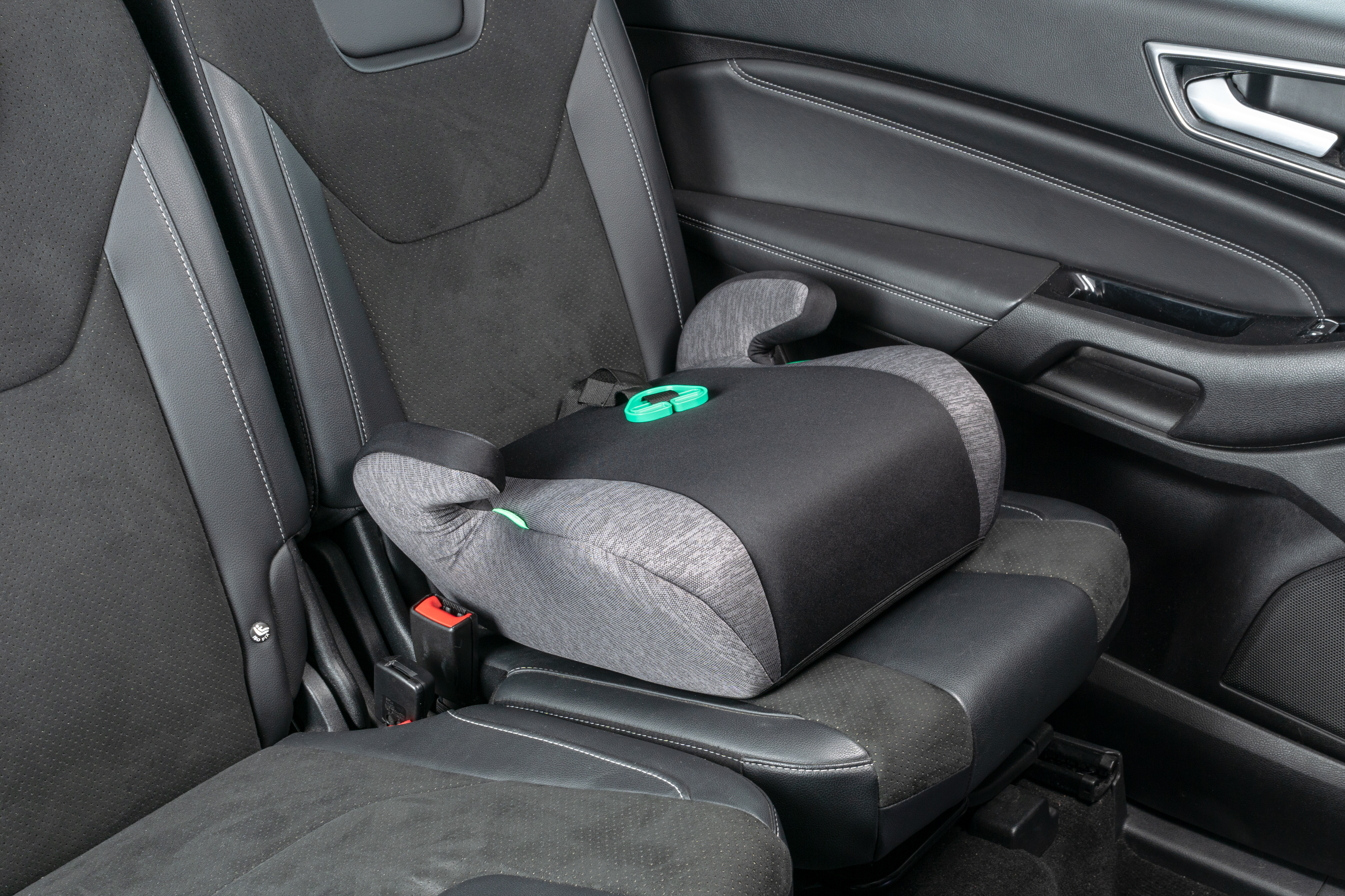 CarComfort Kindersitzerhöhung Raffi, schwarz/grau CarComfort Kindersitzerhöhung Raffi, schwarz/grau