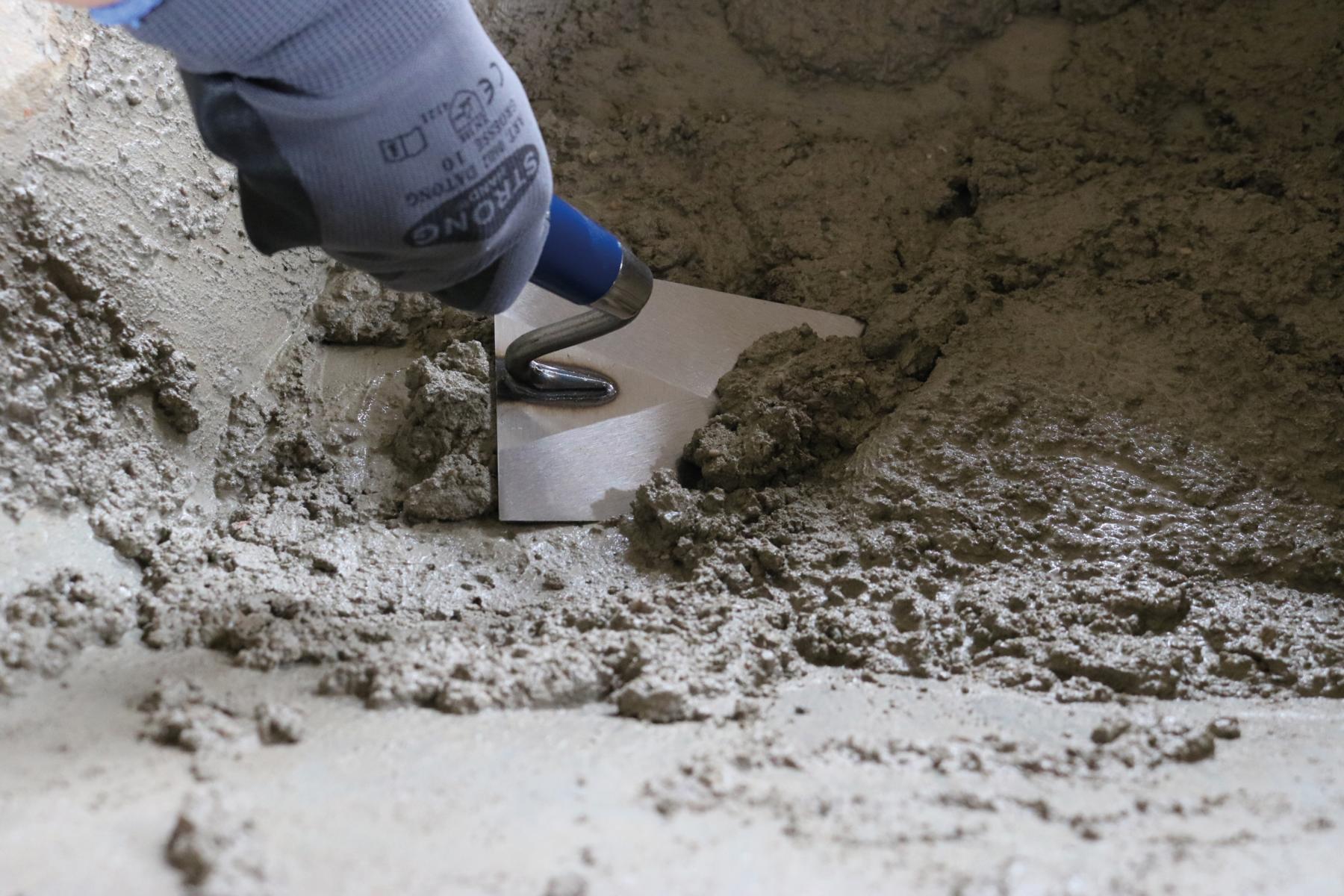 10116_I2 Triuso Kantige Kelle, Stukkateurkelle, 180mm