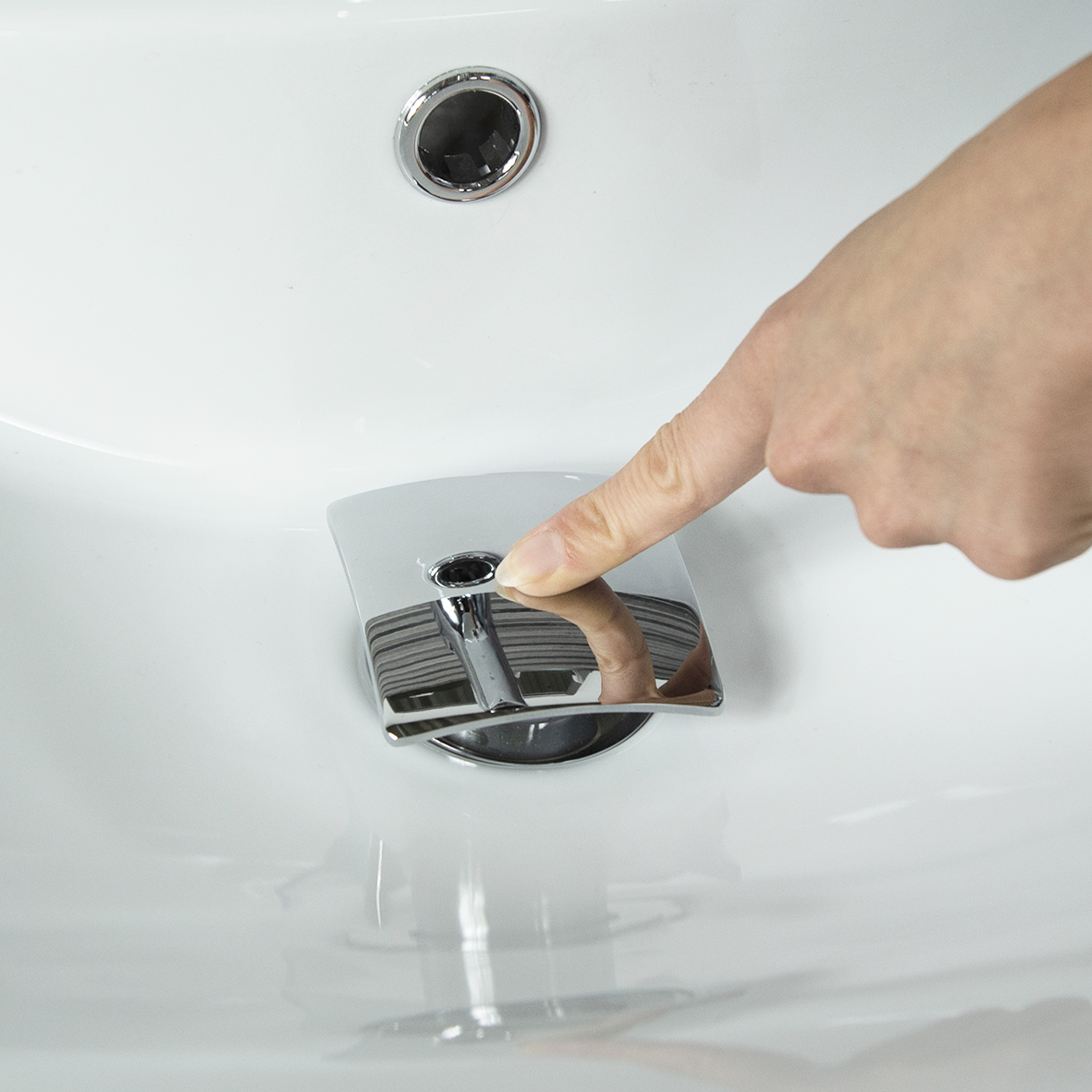 699680-pt3   DRUCKKNOPF-ABLAUFVENTIL ECKIG