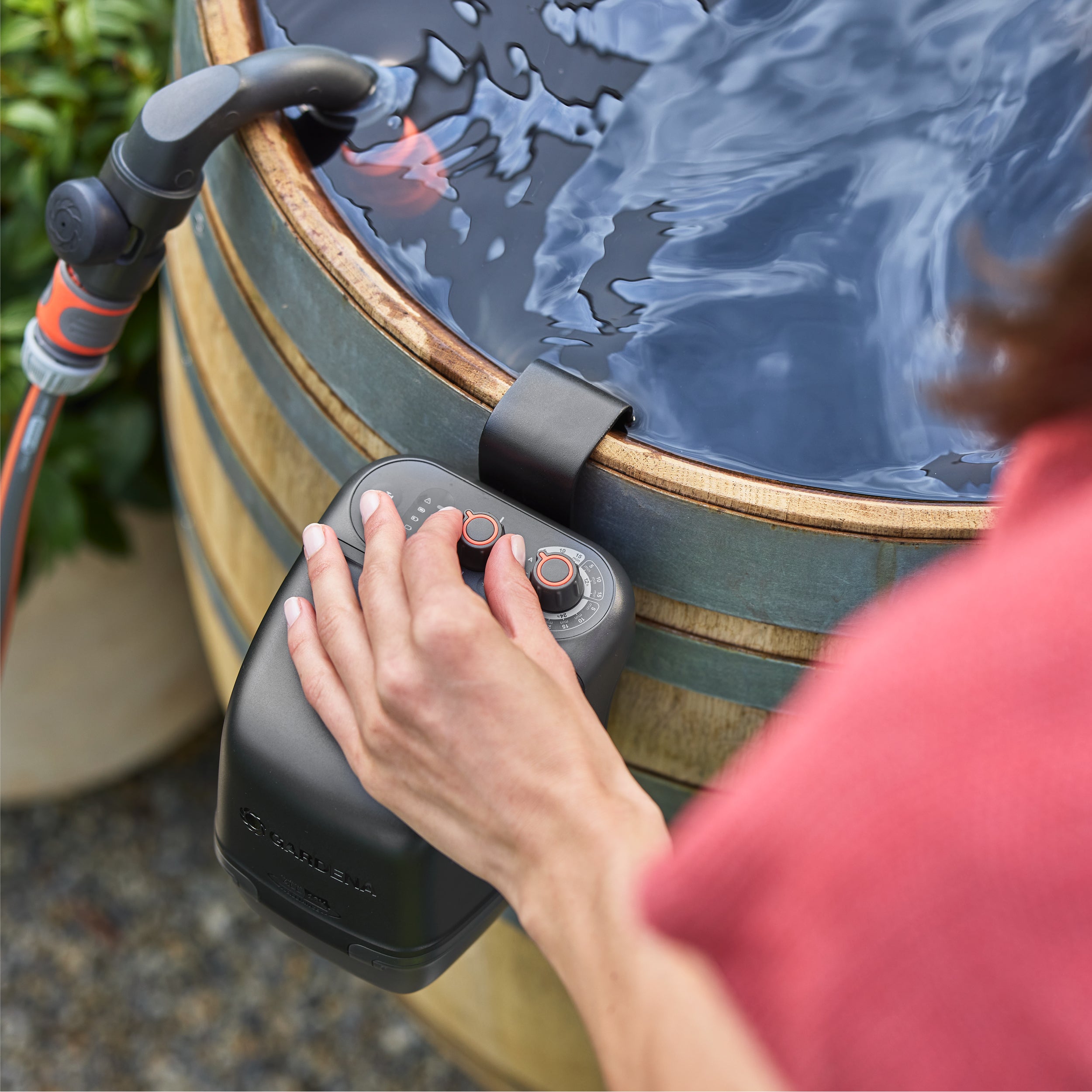 Gardena Akku-Regenfasspumpe 2400 ComfortAutomatic 18V P4A solo