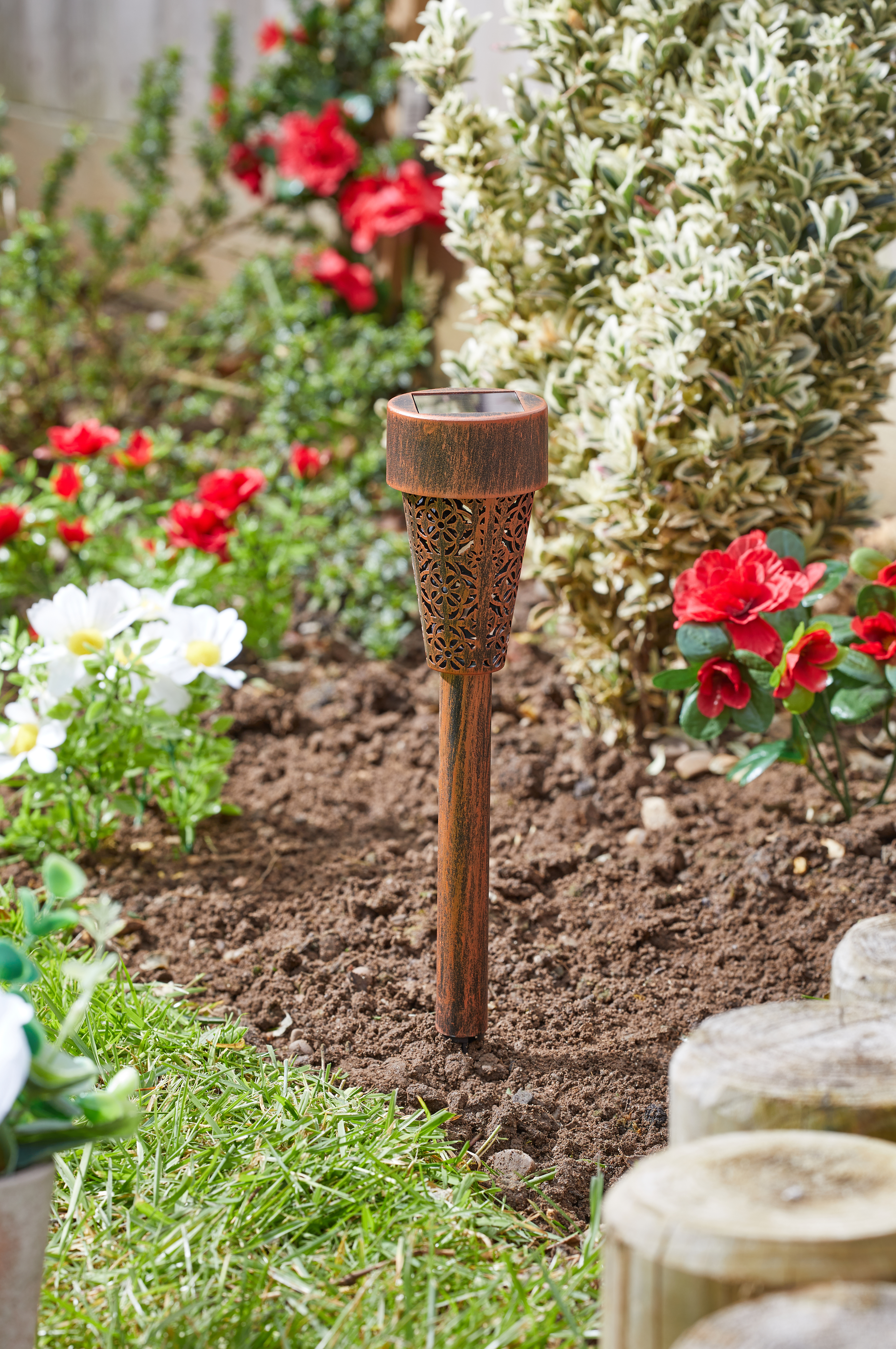 Smart Solar Pfahlleuchte Damasque Smart Solar Pfahlleuchte Damasque