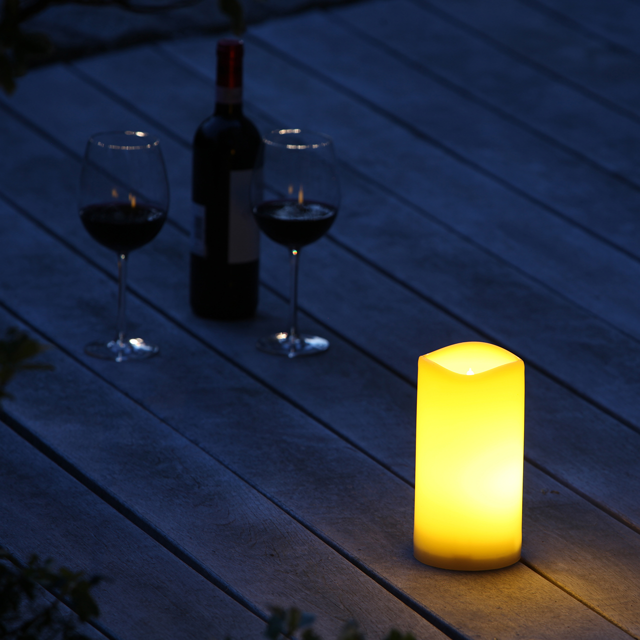 Schlaraffenland LED Outdoorkerze mit Fernbedienung, 10 x 30 cm
