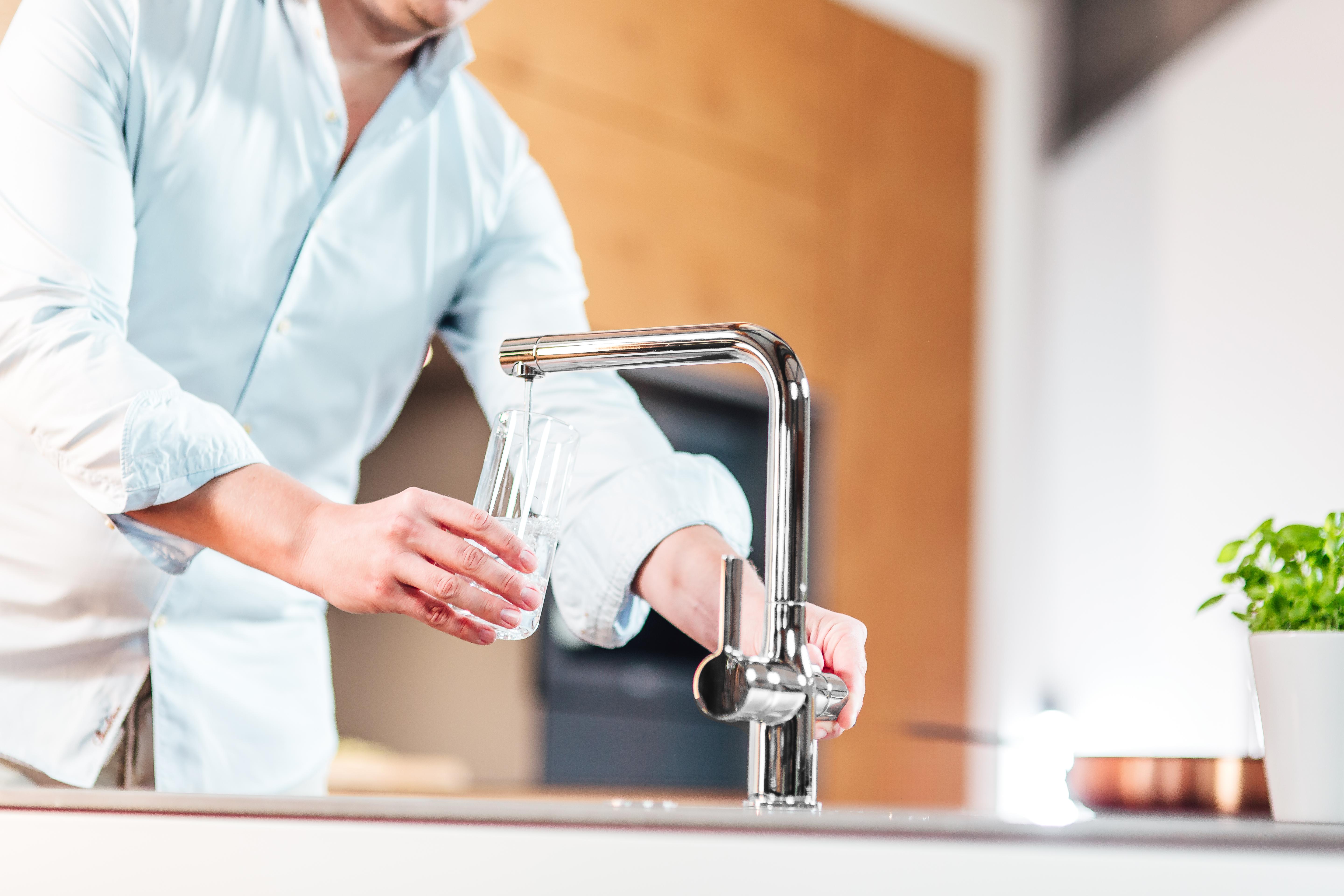 Schütte Trinkwasser-Spültischarmatur AQUASTAR PRO, Chrom, mit Filtersystem