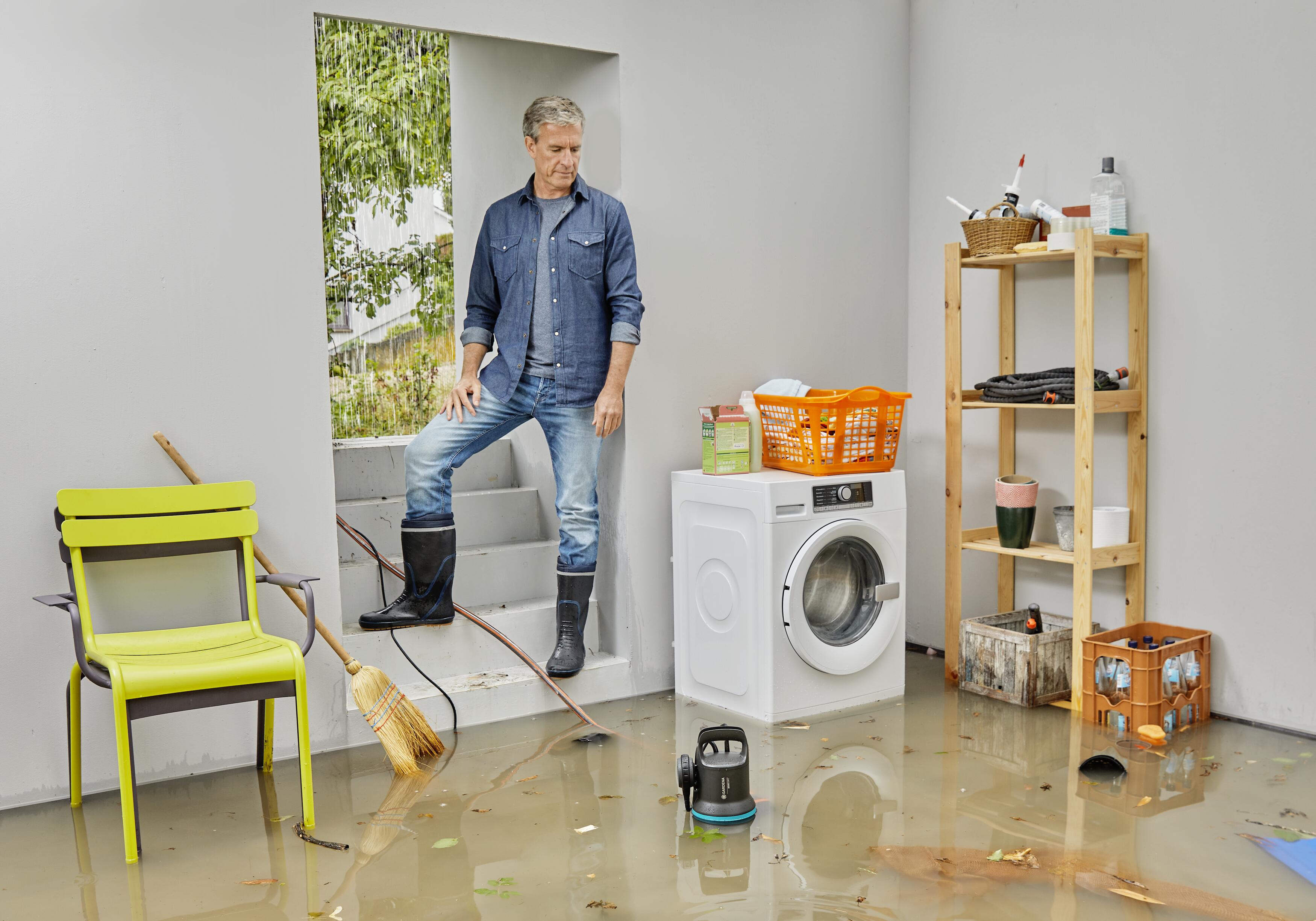 4078500053396-PT08 SCHMUTZWASSER-TAUCHPUMPE 9000    GARDENA