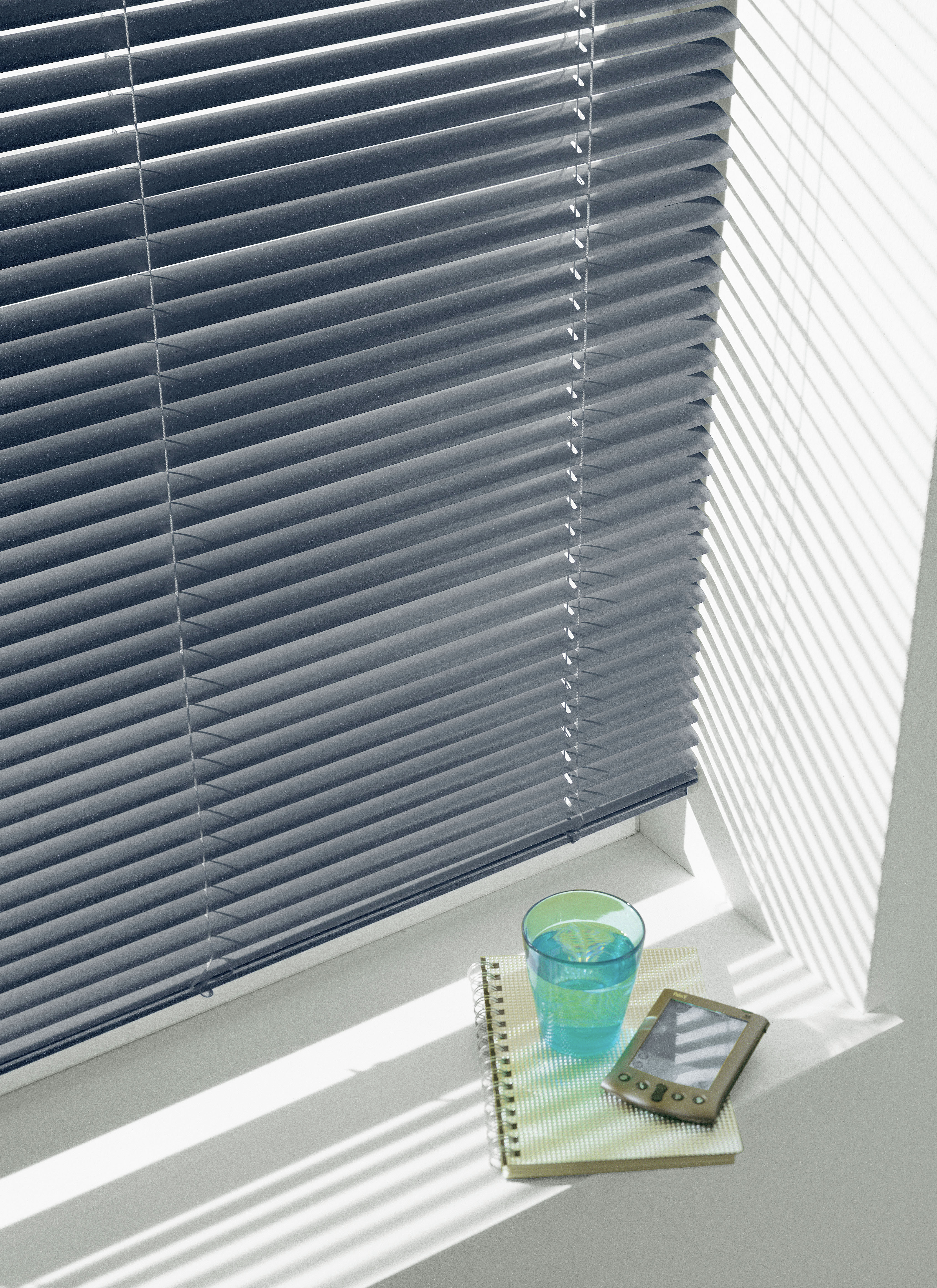 Gardinia Aluminium-Jalousie mit Lamellenbreite 25 mm, 60 x 175 cm schiefer Gardinia Aluminium-Jalousie mit Lamellenbreite 25 mm, 60 x 175 cm schiefer