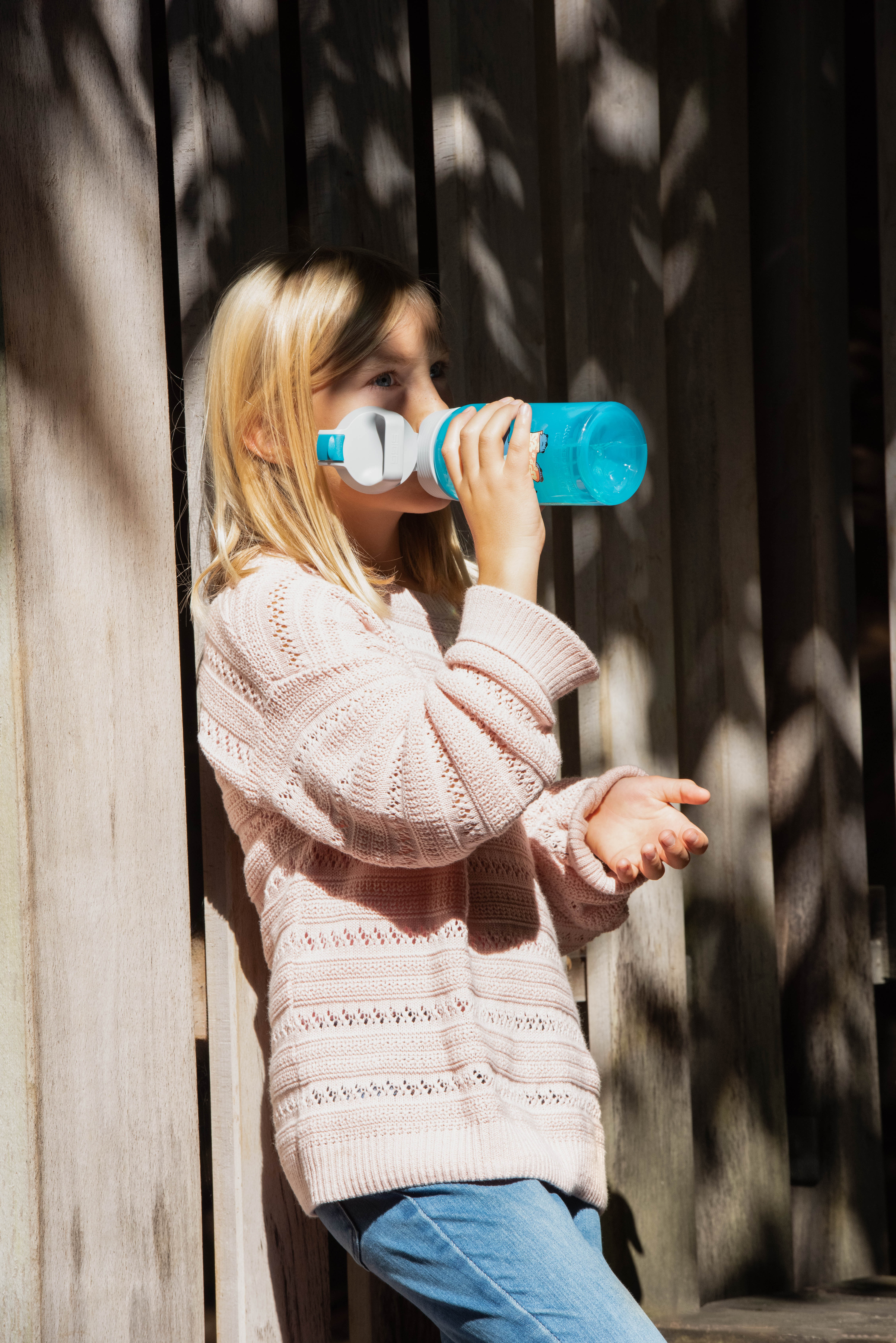 SIGG Kinder-Trinkflasche "Viva One Stitch Surfing", 0,5L SIGG Kinder-Trinkflasche "Viva One Stitch Surfing", 0,5L