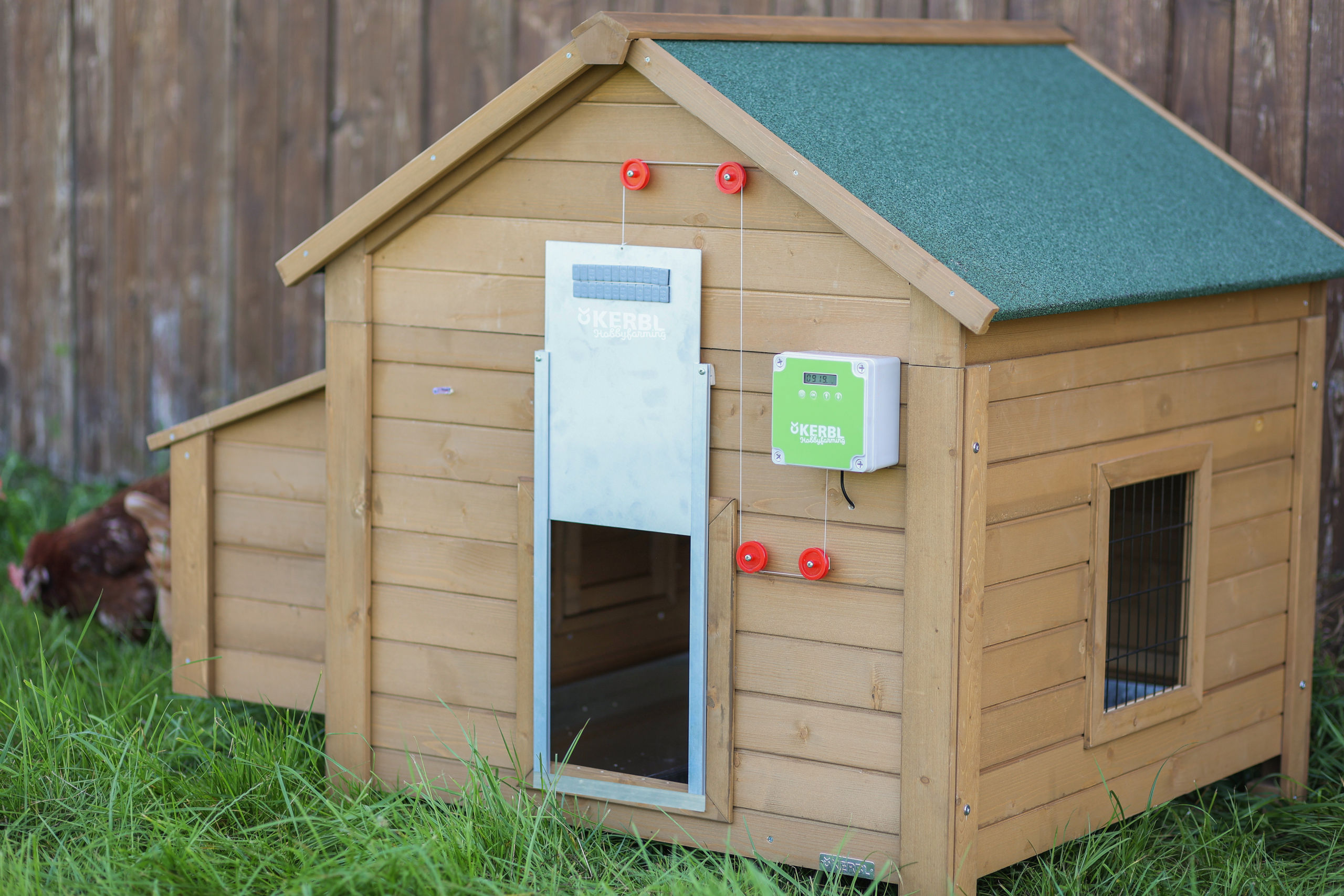 Kerbl Automatische Hühnertür mit Schiebetür 430x400mm, verpackt