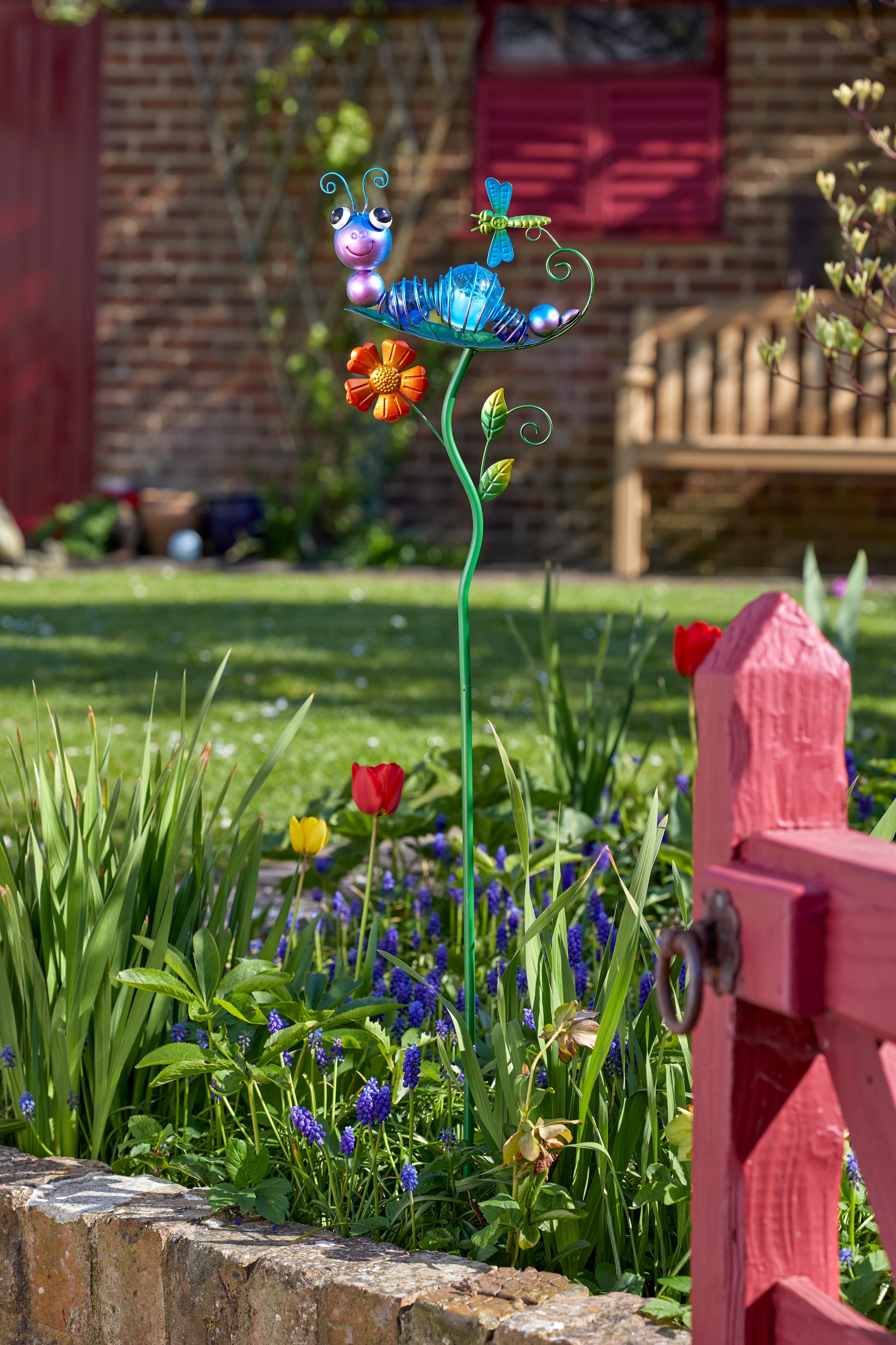 Smart Solar Raupen Pfahlleuchte Smart Solar Raupen Pfahlleuchte