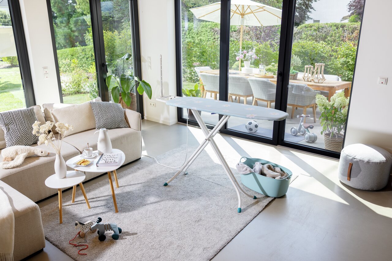 Leifheit Bügeltisch Classic M Compact Plus, 120 x 38 cm
