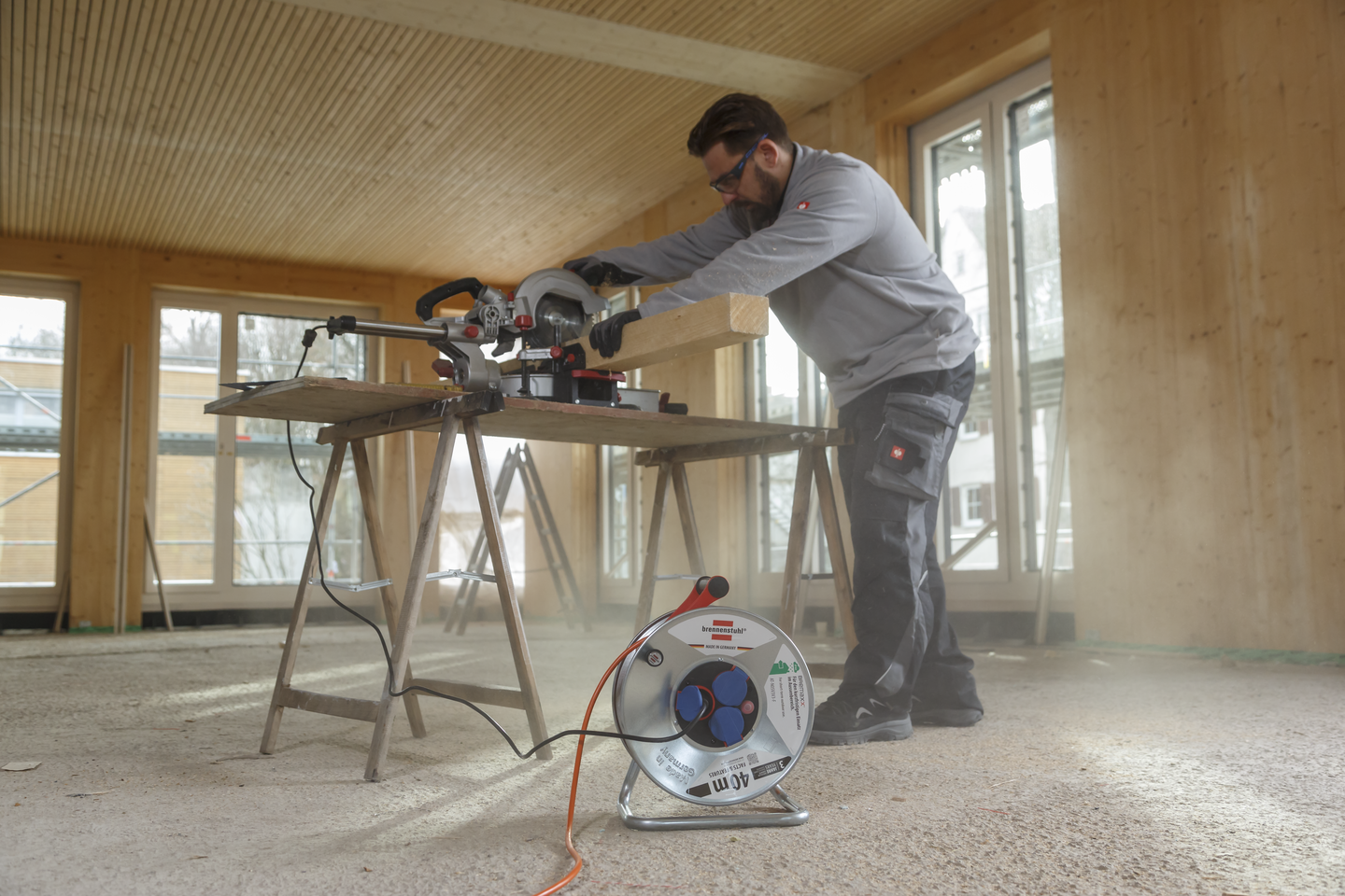 Brennenstuhl Garant S IP44 Kabeltrommel, 40 m Kabel in orange