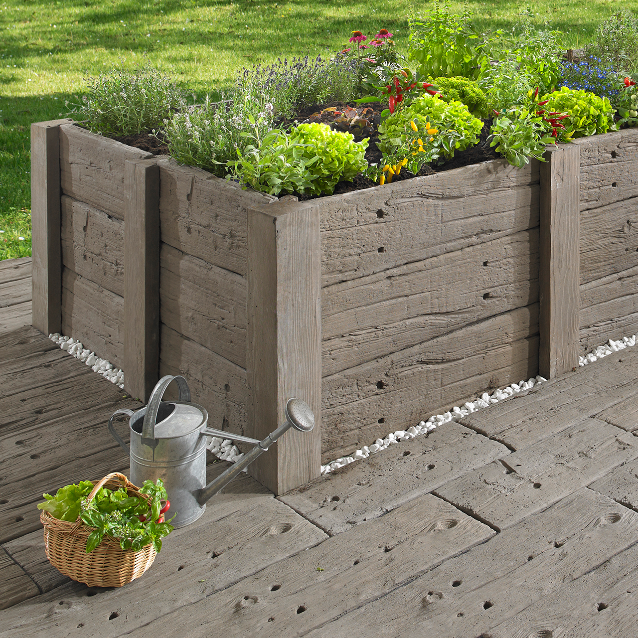 697208_Szene1 Kann Eckpfosten Antik