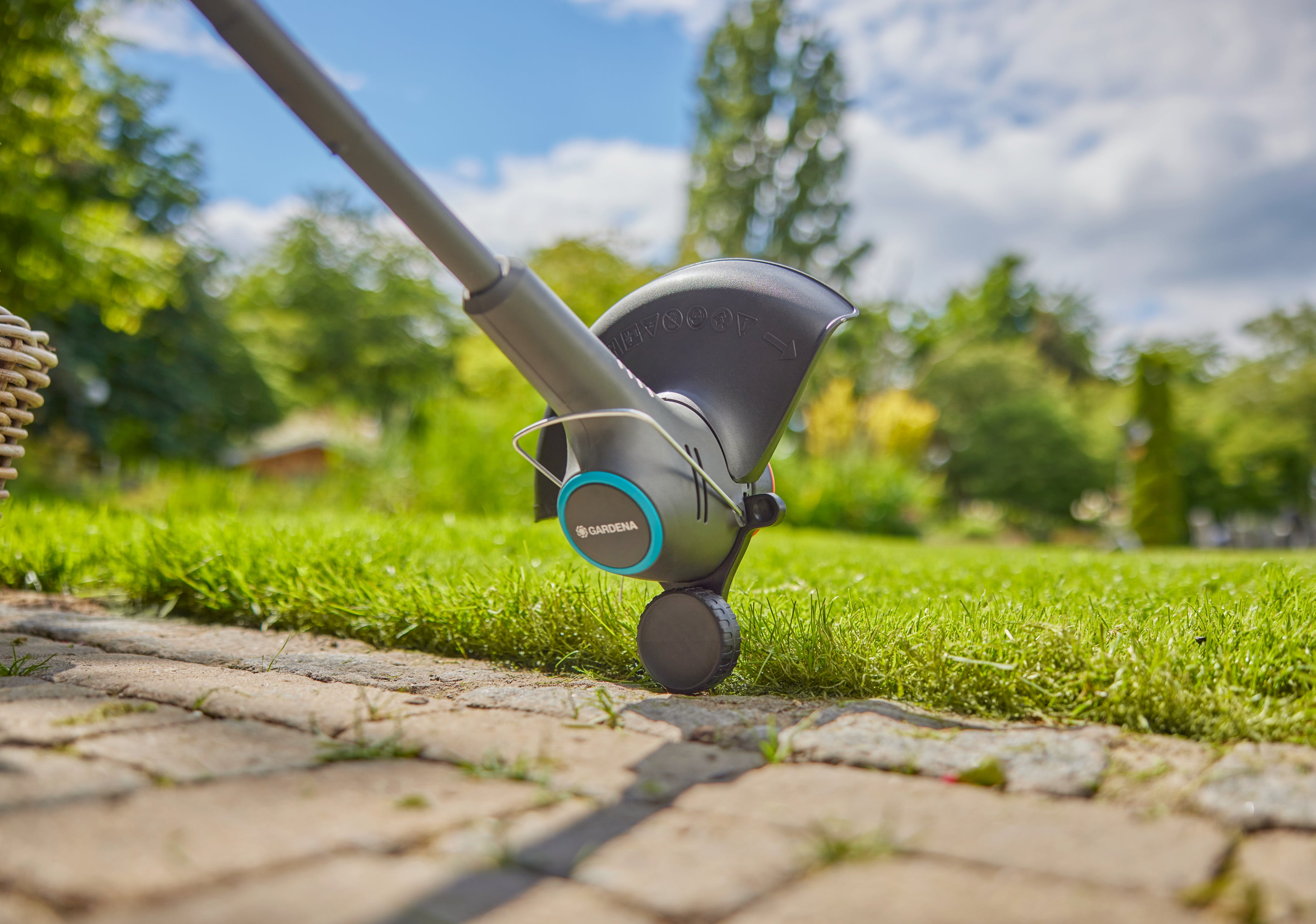 Gardena Akku-Trimmer EasyTrim 25/18V P4A solo Gardena Akku-Trimmer EasyTrim 25/18V P4A solo