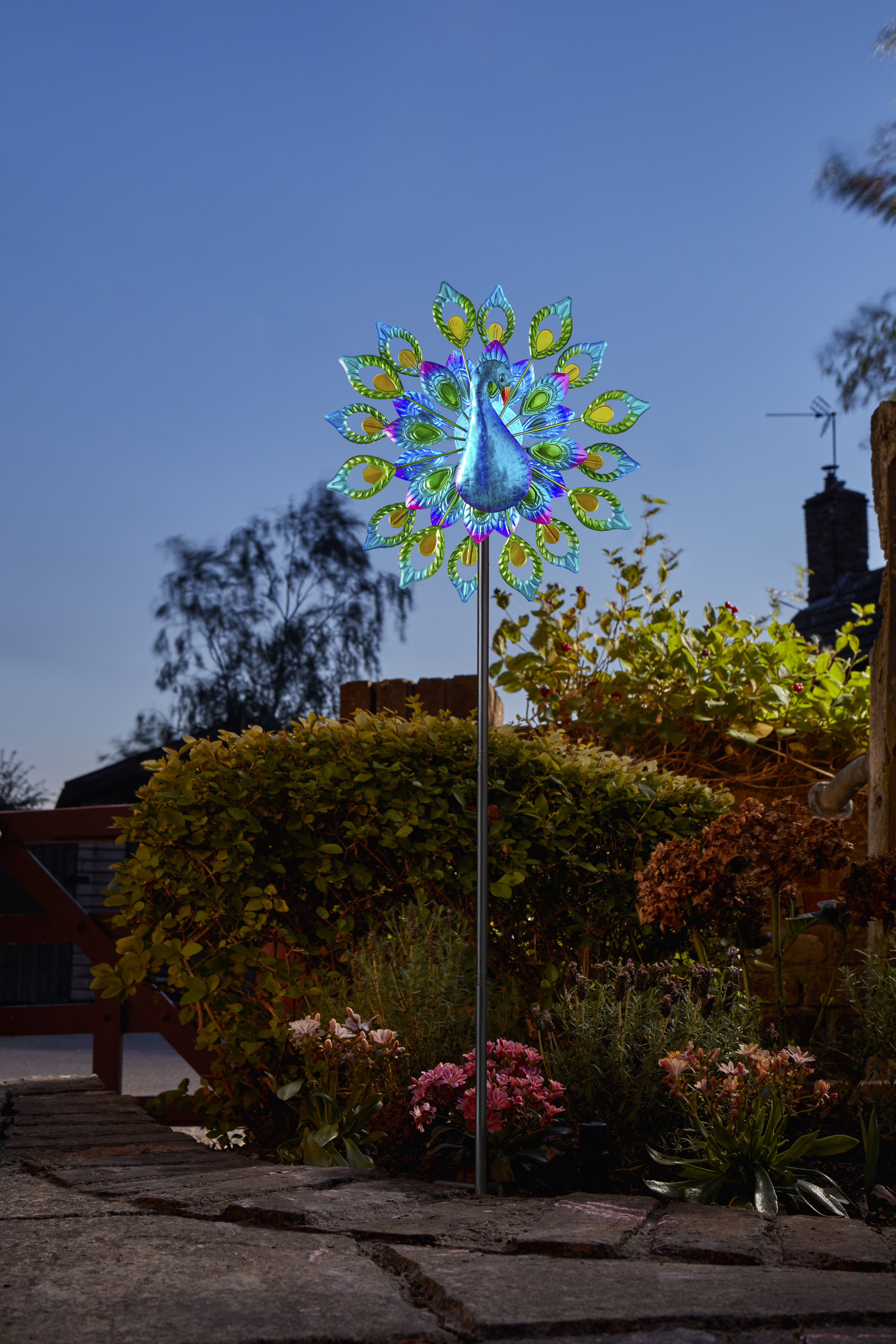 Smart Garden Windrad Pfau + Solarkugel, 130 x 38 cm Smart Garden Windrad Pfau + Solarkugel, 130 x 38 cm