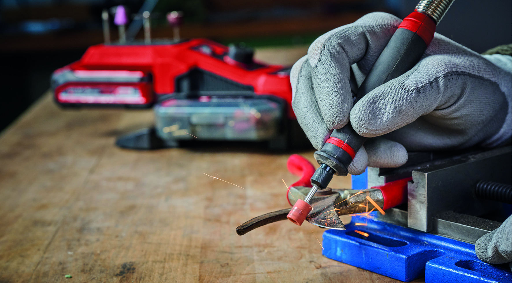 Einhell Akku-Schleif-/Gravur-Werkzeug TE-MT 18/34 Li Solo (stat) Einhell Akku-Schleif-/Gravur-Werkzeug TE-MT 18/34 Li Solo (stat)