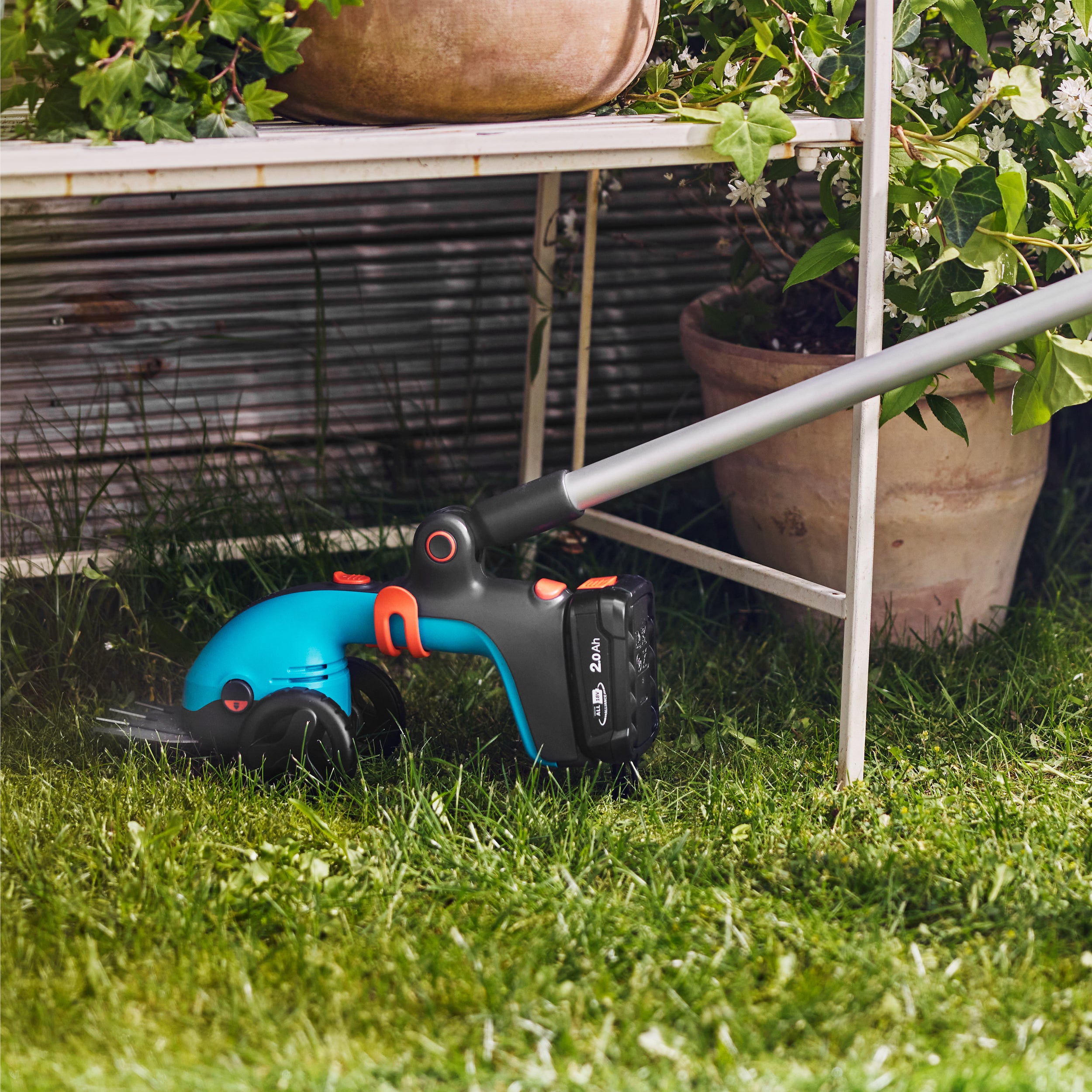 Gardena Akku-Grasscheren-Set PowerCut 20/18V P4A solo