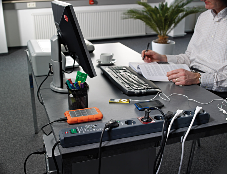 4007123611874_1159490966_A007_others BRENNENSTUHL AUTOMATIKSTECKDOSENLEISTE ÜBERSP.