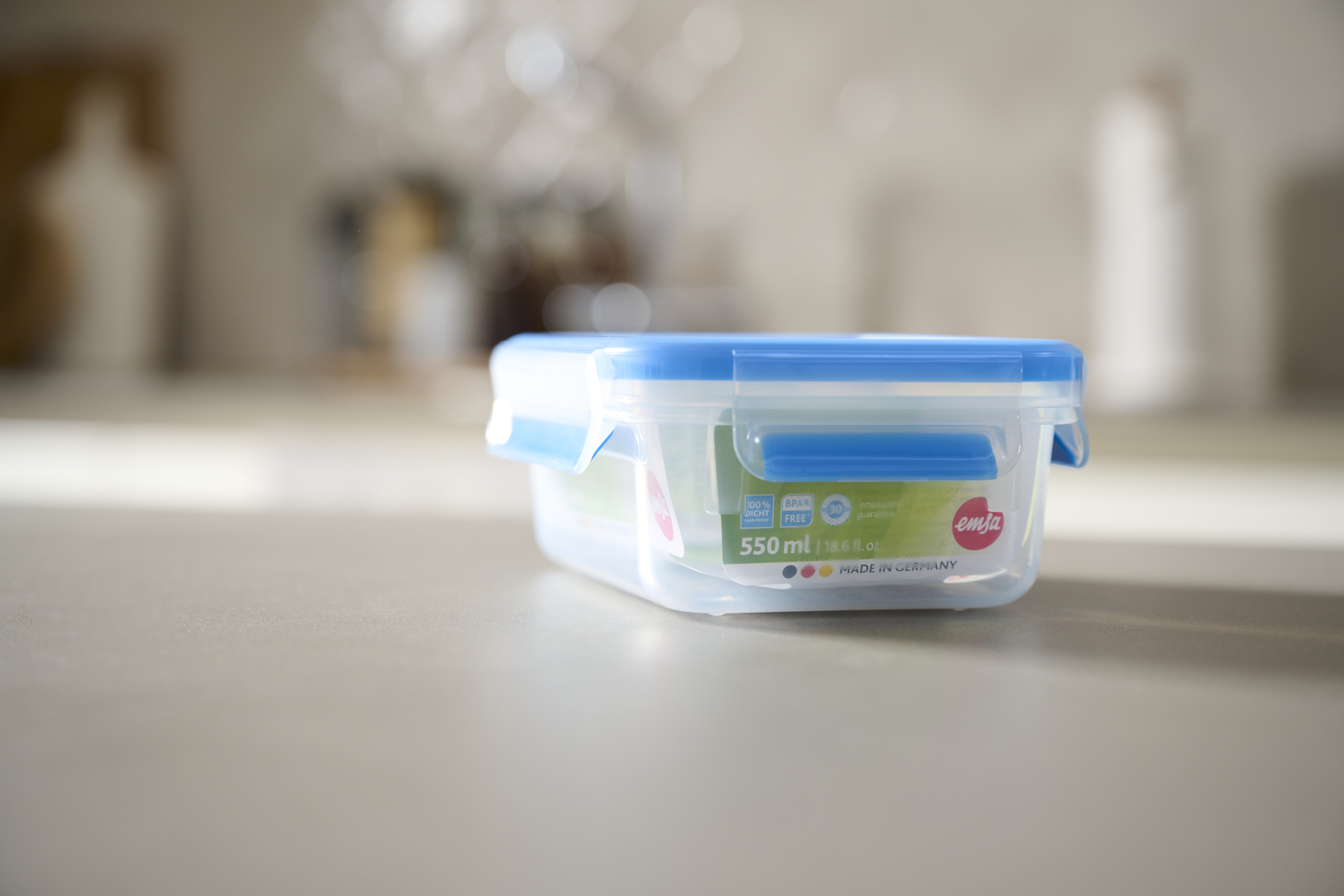 EMSA Clip & Close Frischhaltedose 0,55 L, rechteckig EMSA Clip & Close Frischhaltedose 0,55 L, rechteckig