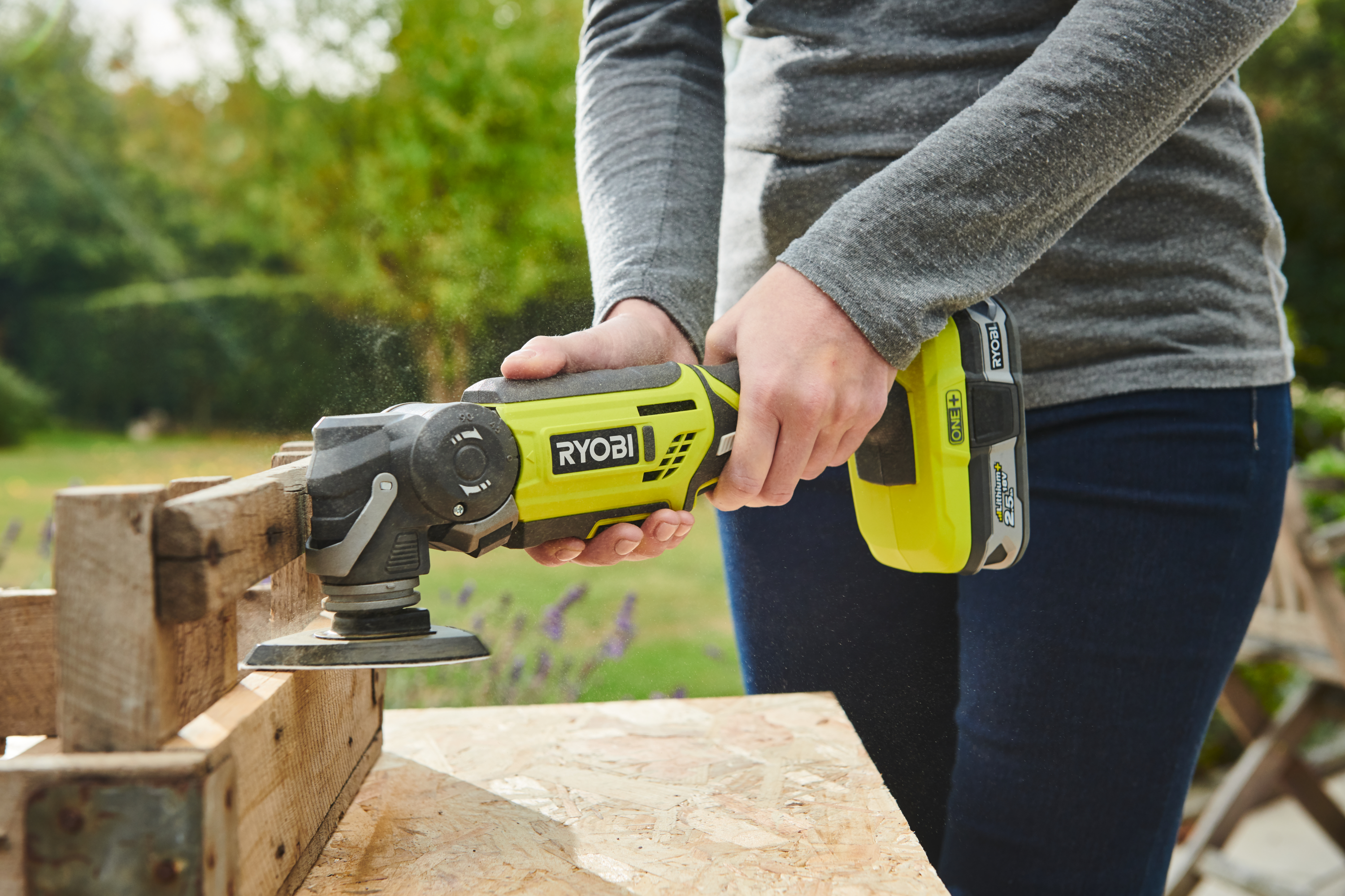 315332_5133002466-R18MT-0-App_30 Ryobi Akku-Multitool R18MT-0