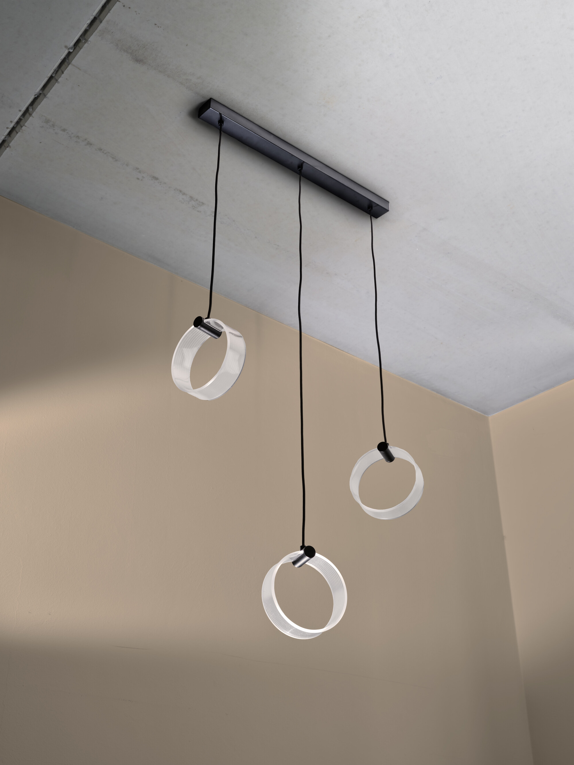 Osram Decor Runde Pendelleuchte, 3 Pendel, 20W, schwarz