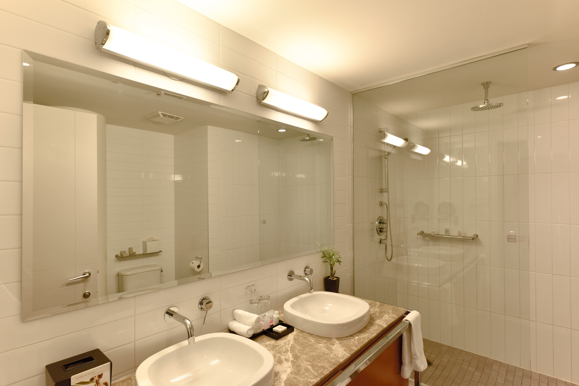 Osram LED Röhre TUBE T8, warmweiß