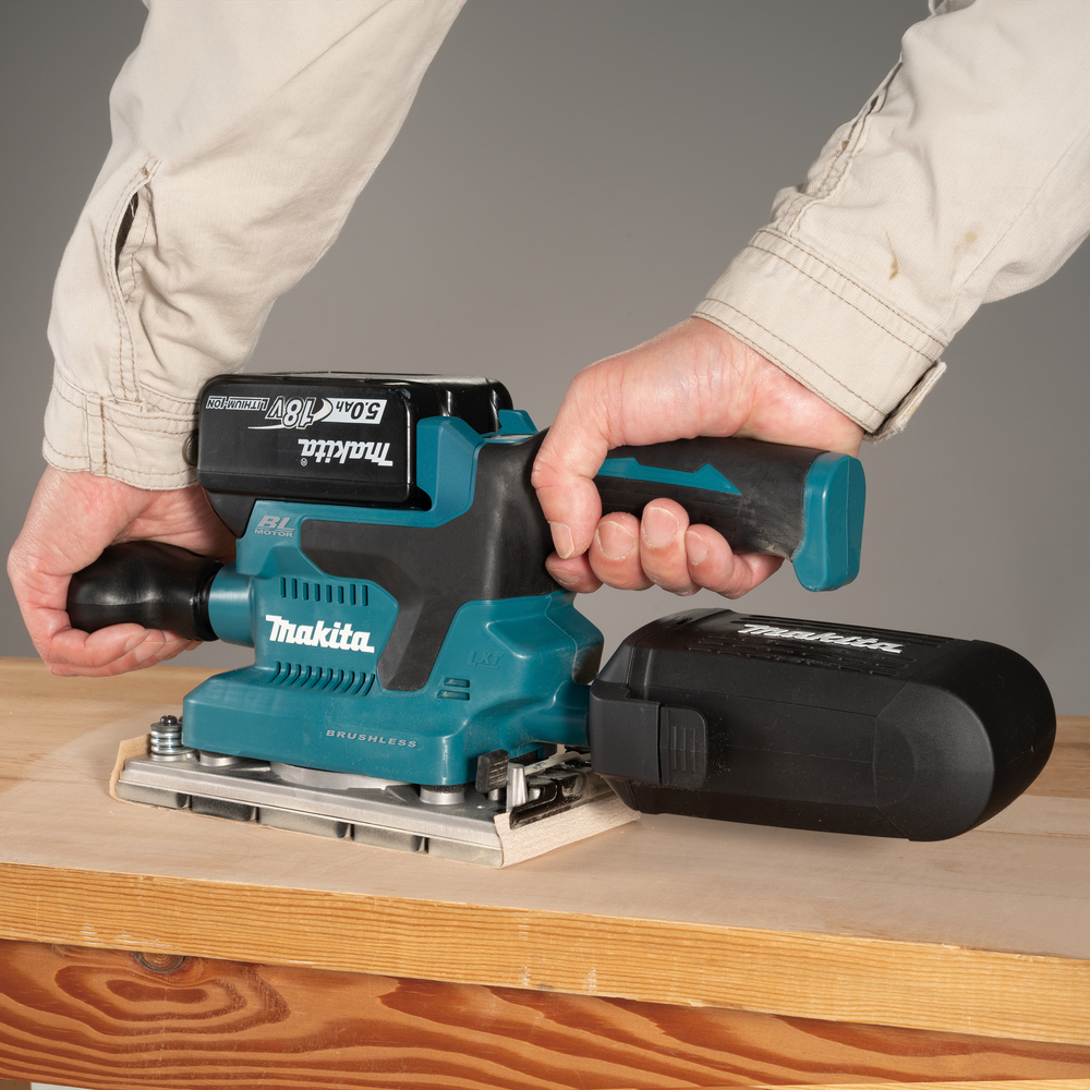 Makita Akku-Schwingschleifer DBO382 (Ohne Akku, ohne Ladegerät)