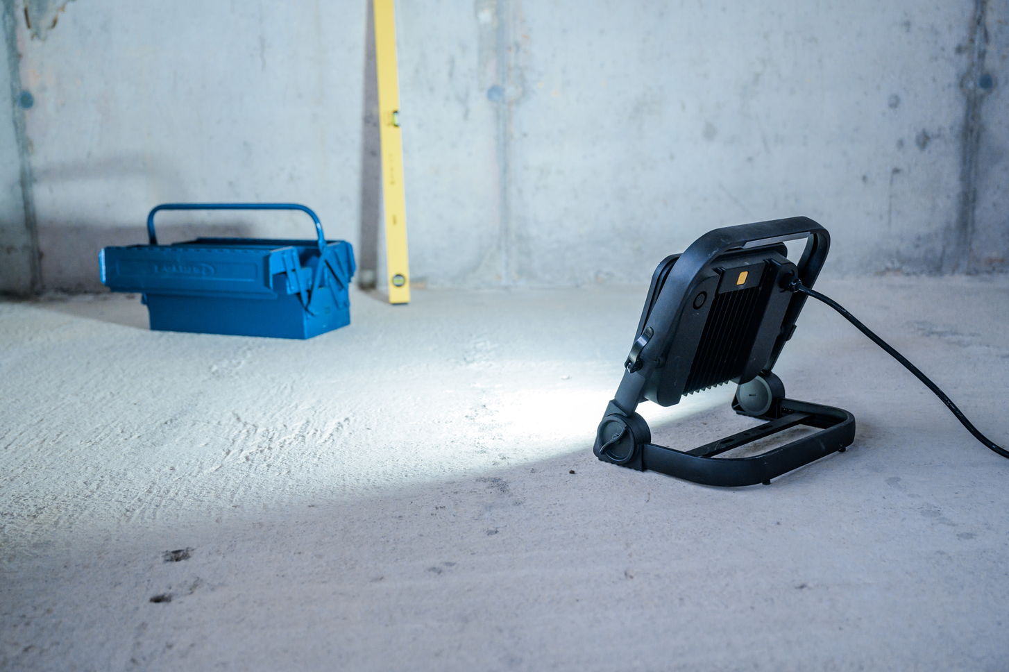 Brennenstuhl LED Baustrahler JARO 14060 M, 5 m Kabel Brennenstuhl LED Baustrahler JARO 14060 M, 5 m Kabel