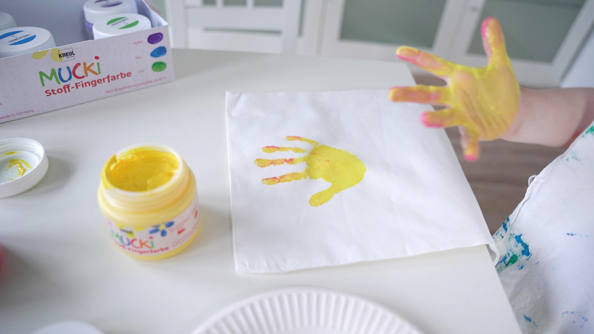 Kreul Stoff-Fingerfarbe Mucki 6er-Set, 150 ml Kreul Stoff-Fingerfarbe Mucki 6er-Set, 150 ml