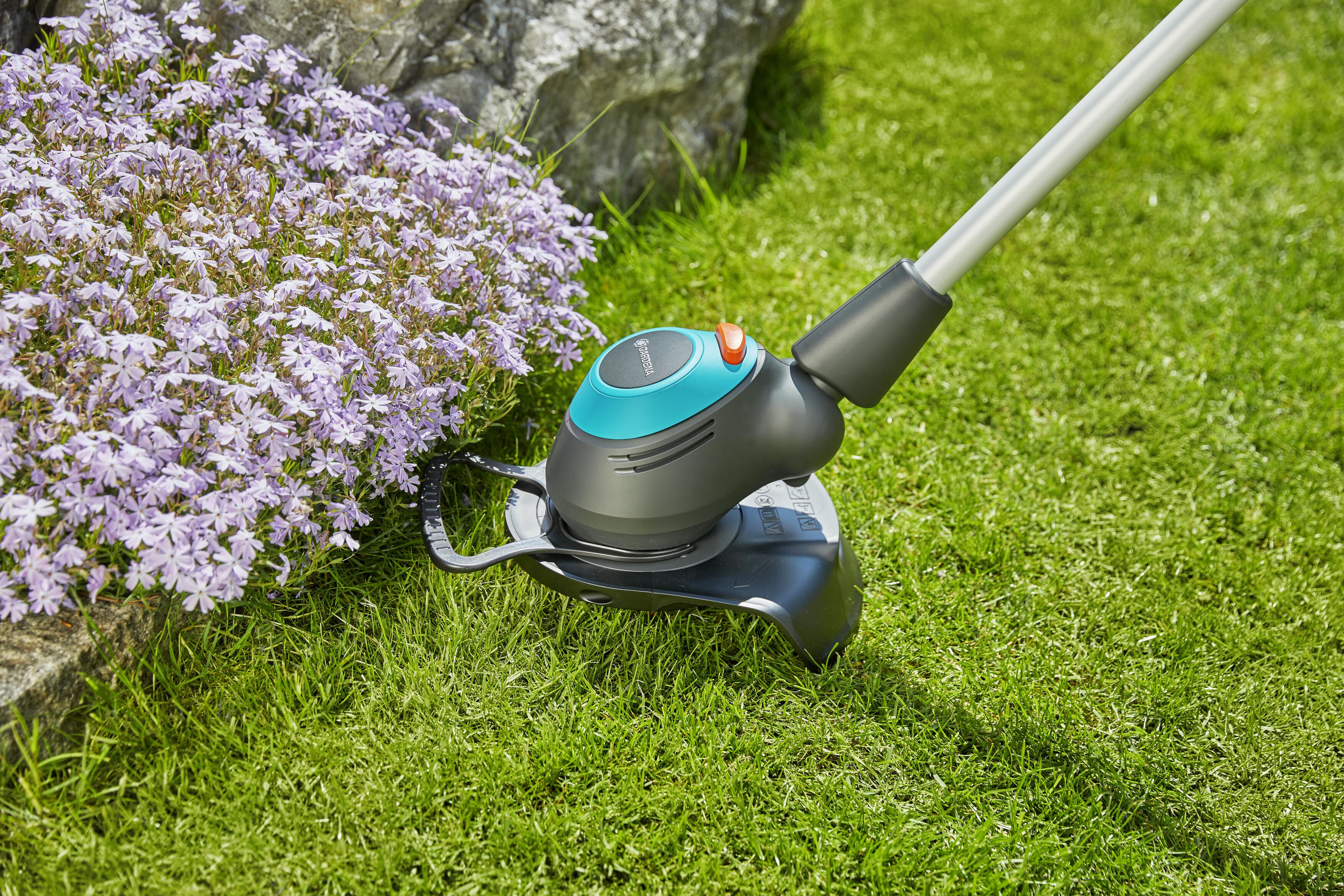 GA320-0668 Gardena Elektro-Trimmer Easycut 450/25
