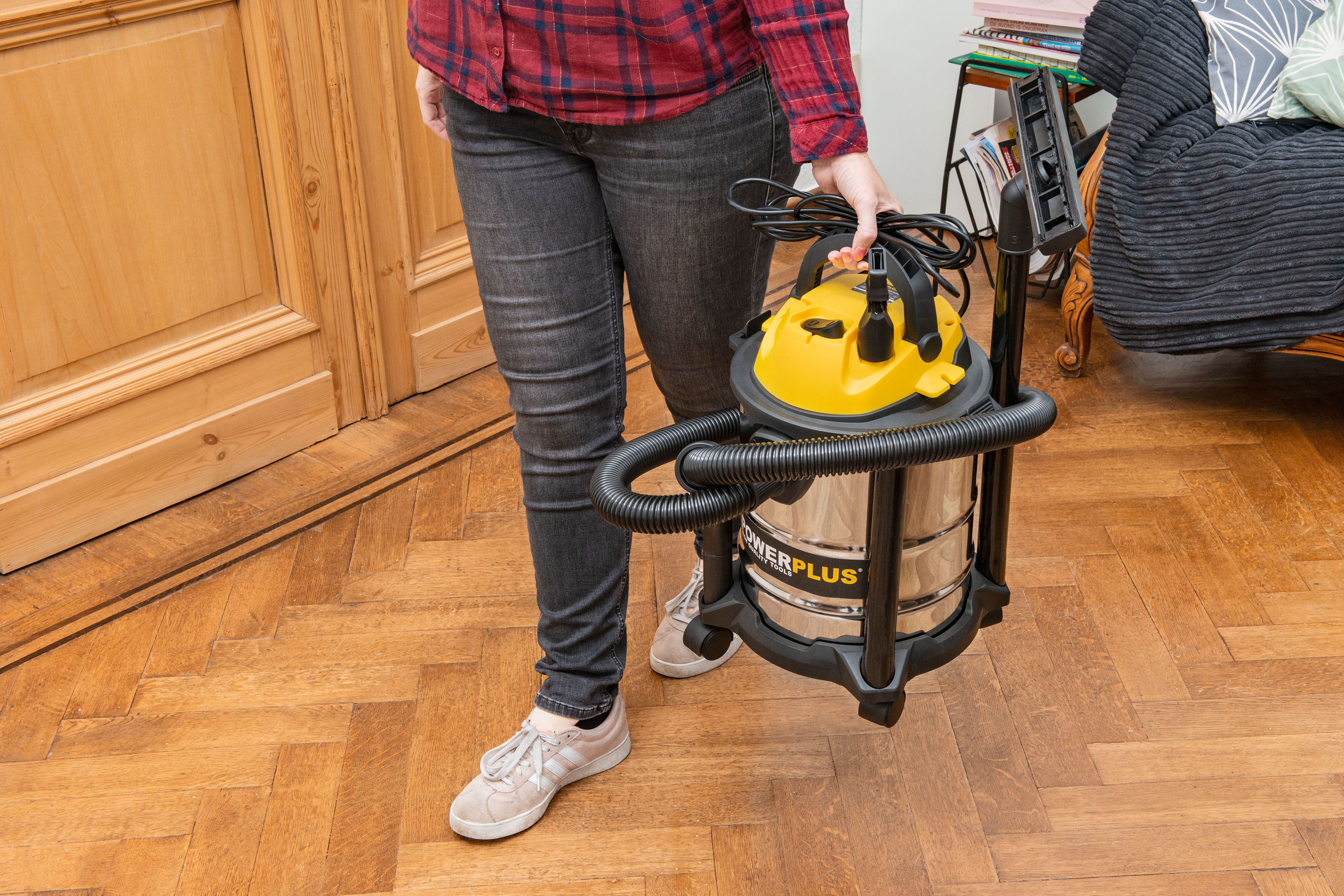 760662_POWX322z_104k9qrnUR0NonR PowerPlus Nass- Trockensauger POWX322