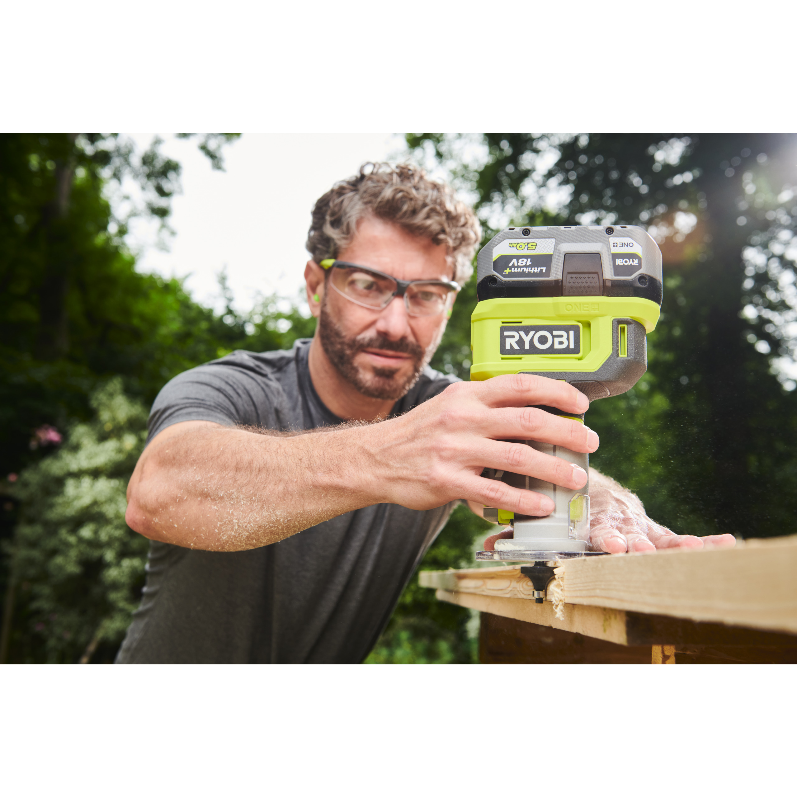 Ryobi 18 V ONE+ Akku-Kantenfräser RTR18-0 Ryobi 18 V ONE+ Akku-Kantenfräser RTR18-0