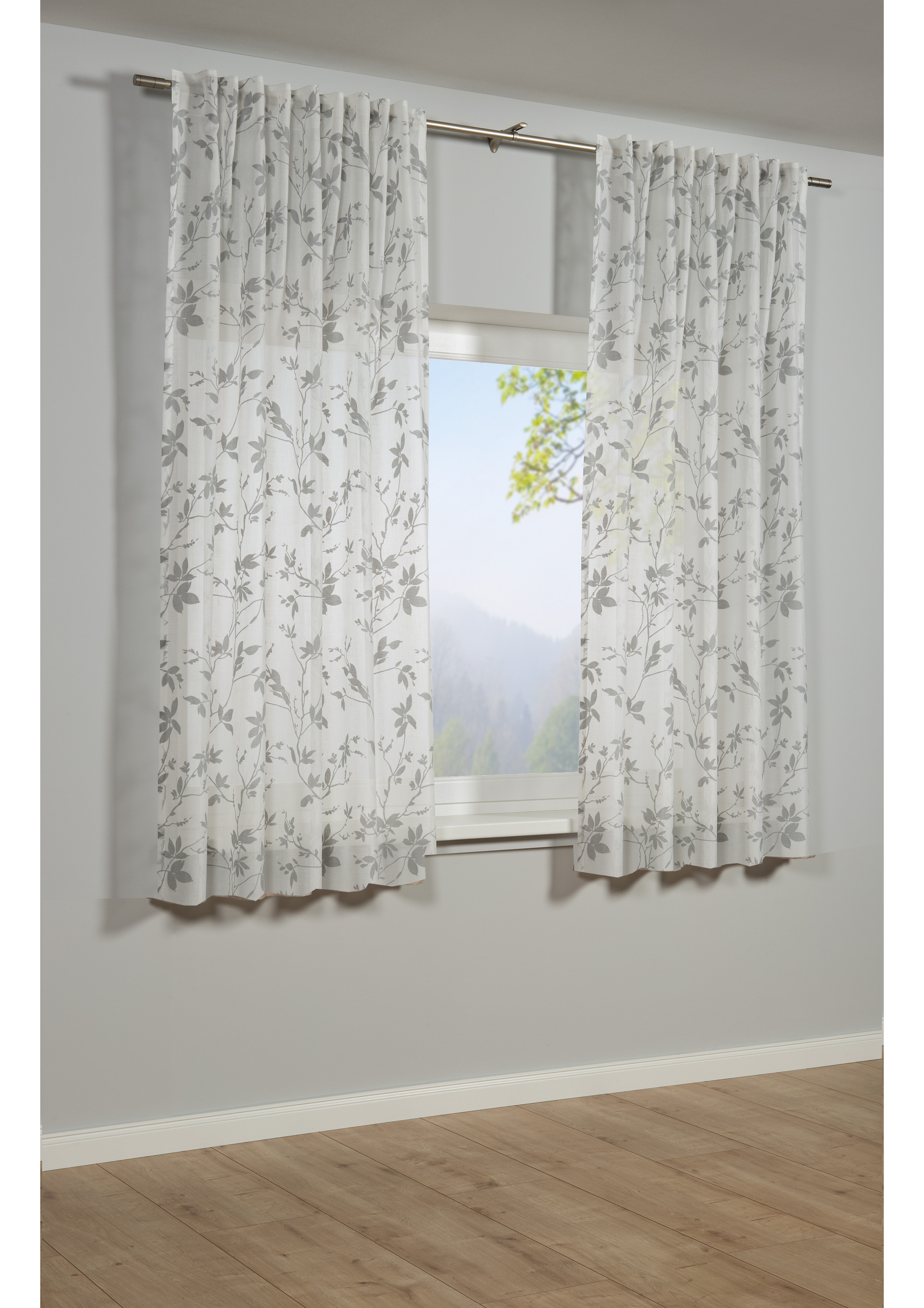 Sehlbach Schal mit Gardinenband silbergrau, 140 x 175 cm Sehlbach Schal mit Gardinenband silbergrau, 140 x 175 cm