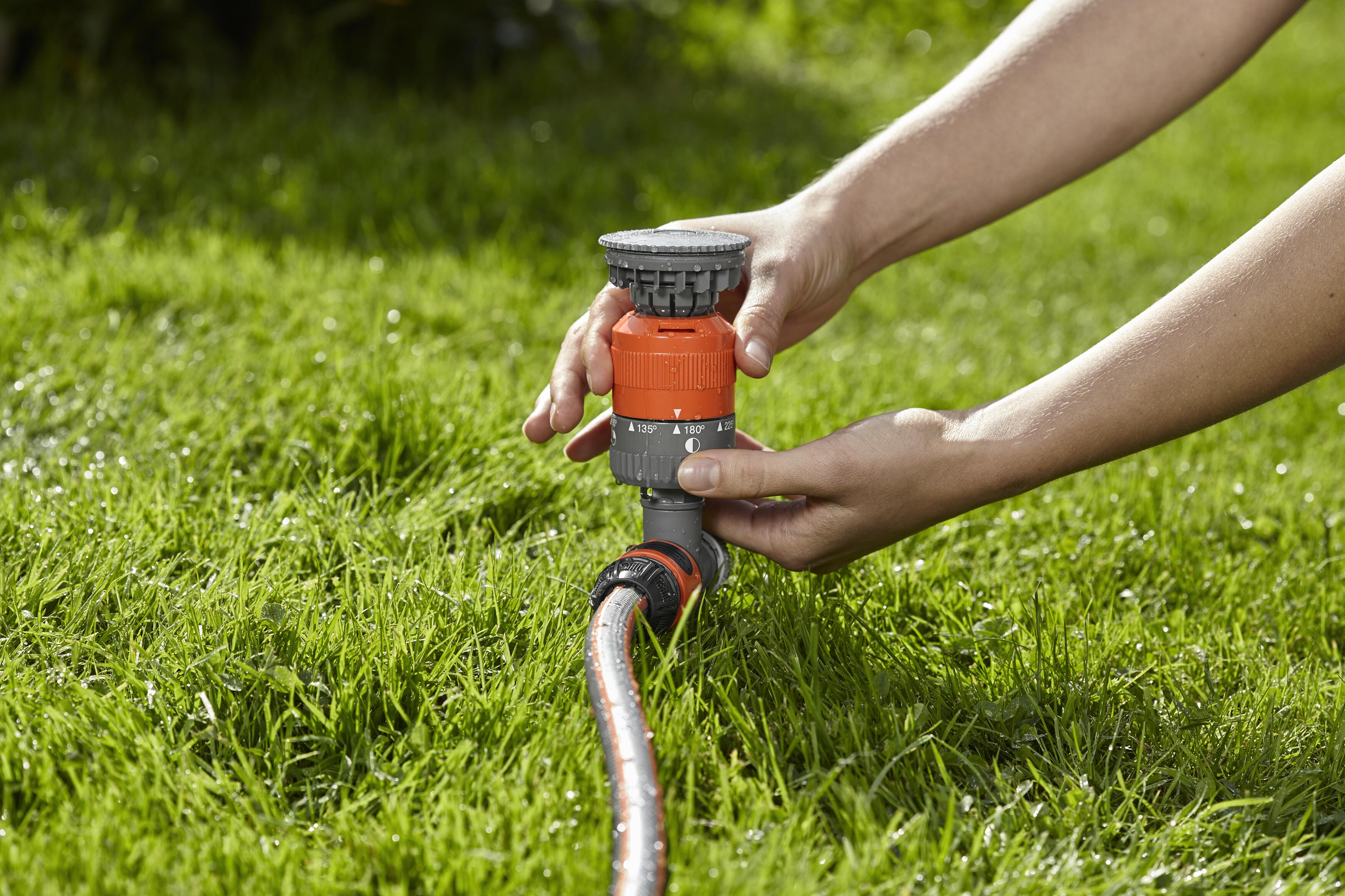 GA150-2215 Gardena Comfort Kreisregner Vario auf Spike