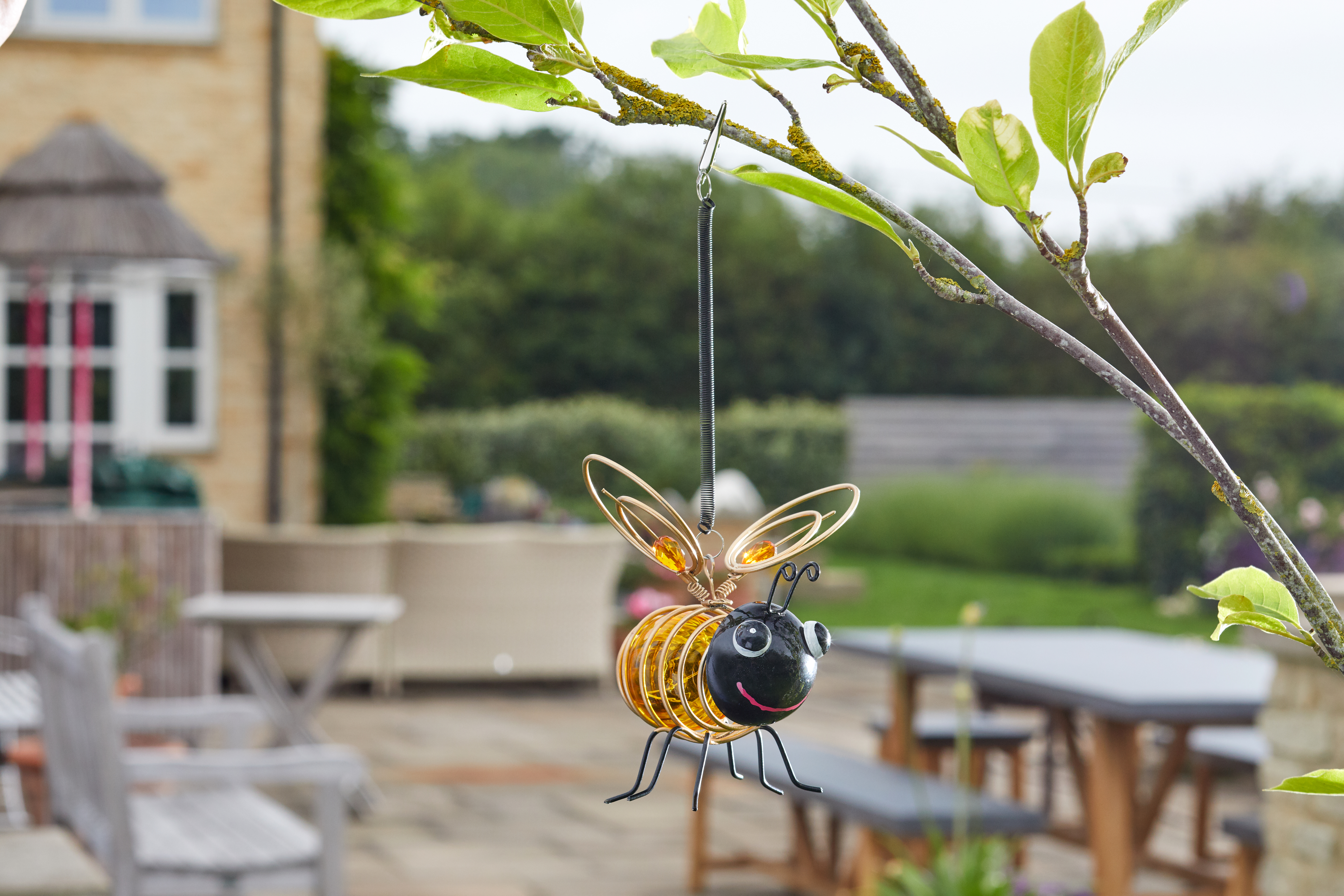 Smart Garden Hängende Solar-Biene Smart Garden Hängende Solar-Biene