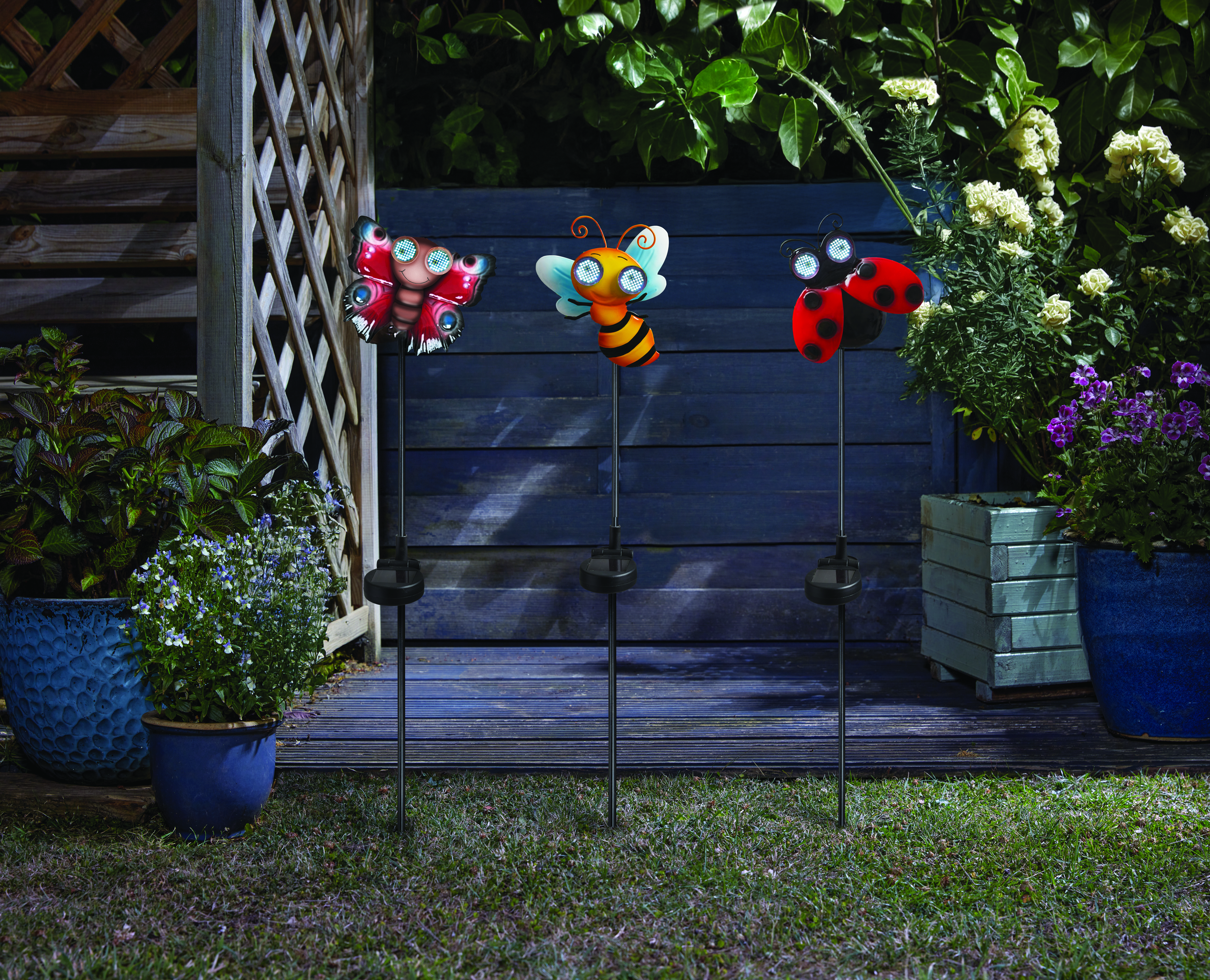 Smart Garden Blinkin Bug Stake, mixed case