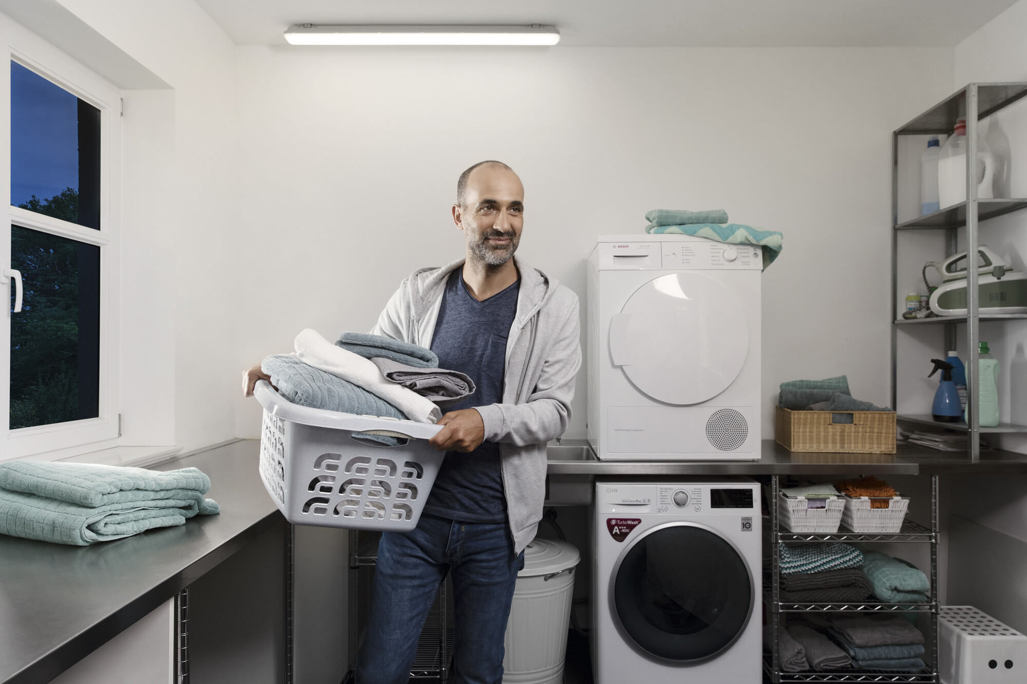 Osram Feuchtraumlampe Essential, 60 cm, 1X7W