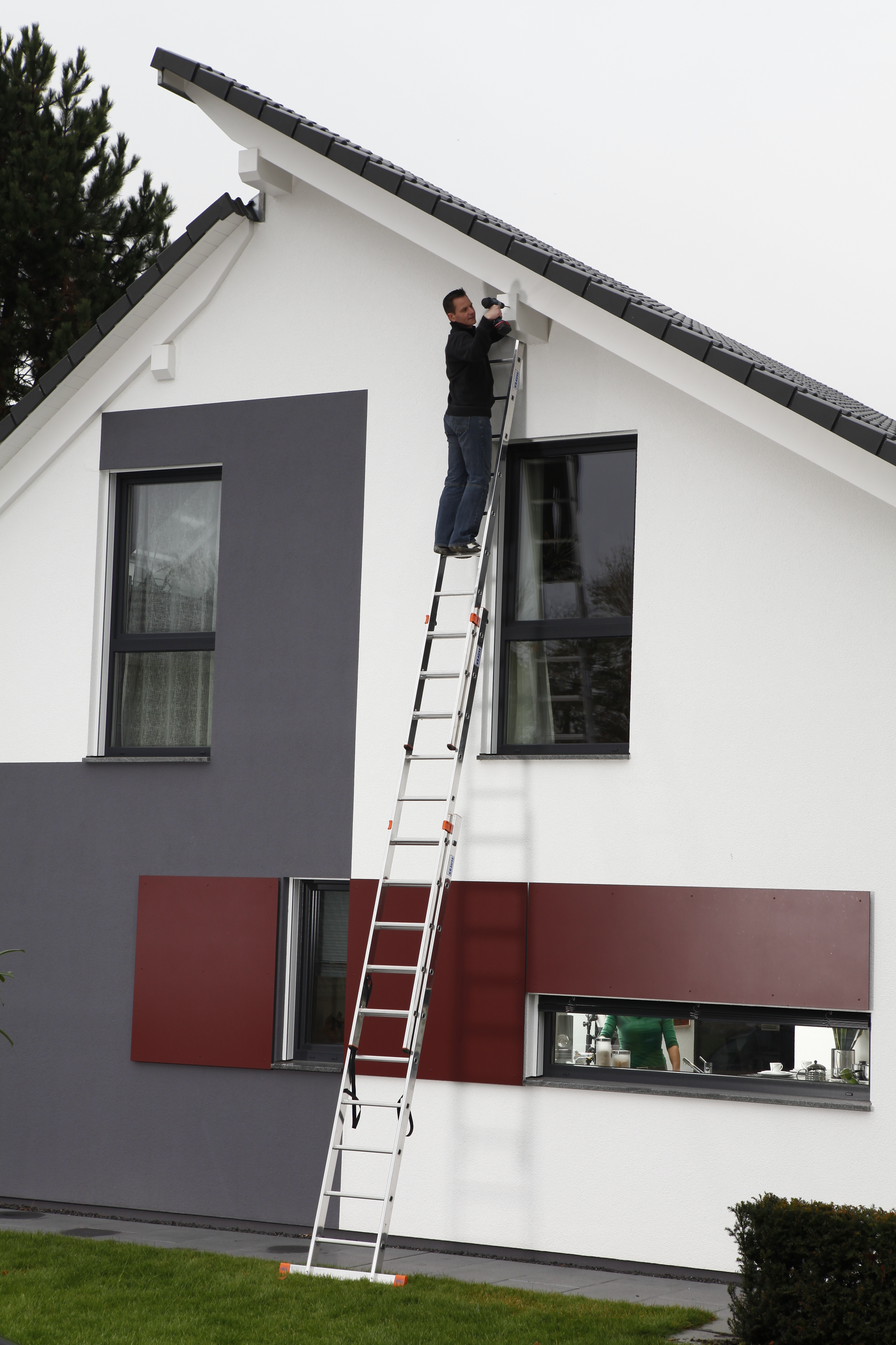 432942-G01_A129680_PI_INT_80000000_MV_MP_AB_AB_01_3_01 KRAUSE TRIBILO VIELZWECKLEITER 3X10 SPROSSEN