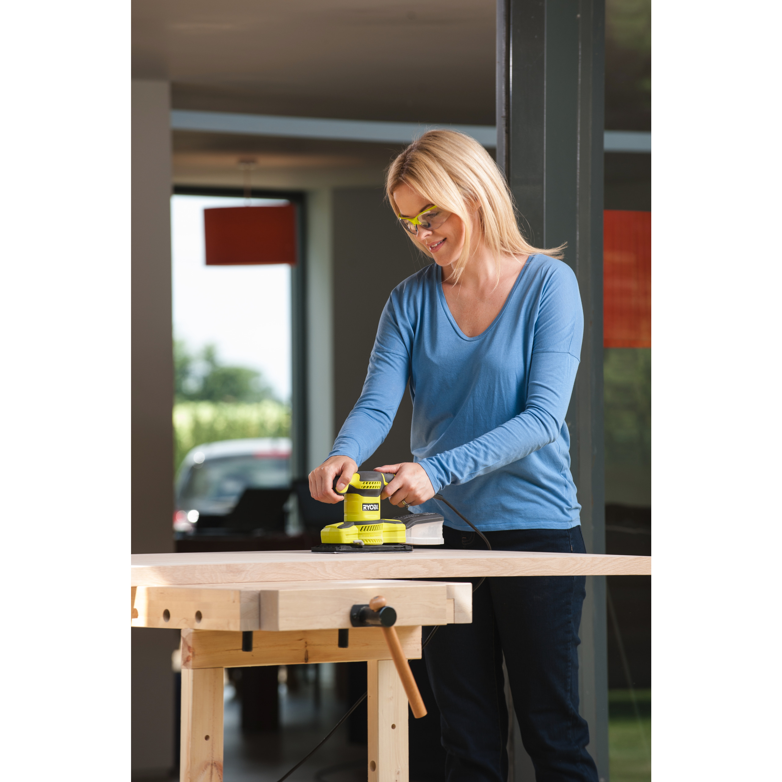 Ryobi 280 W Schwingschleifer RSS280-SA30 Ryobi 280 W Schwingschleifer RSS280-SA30